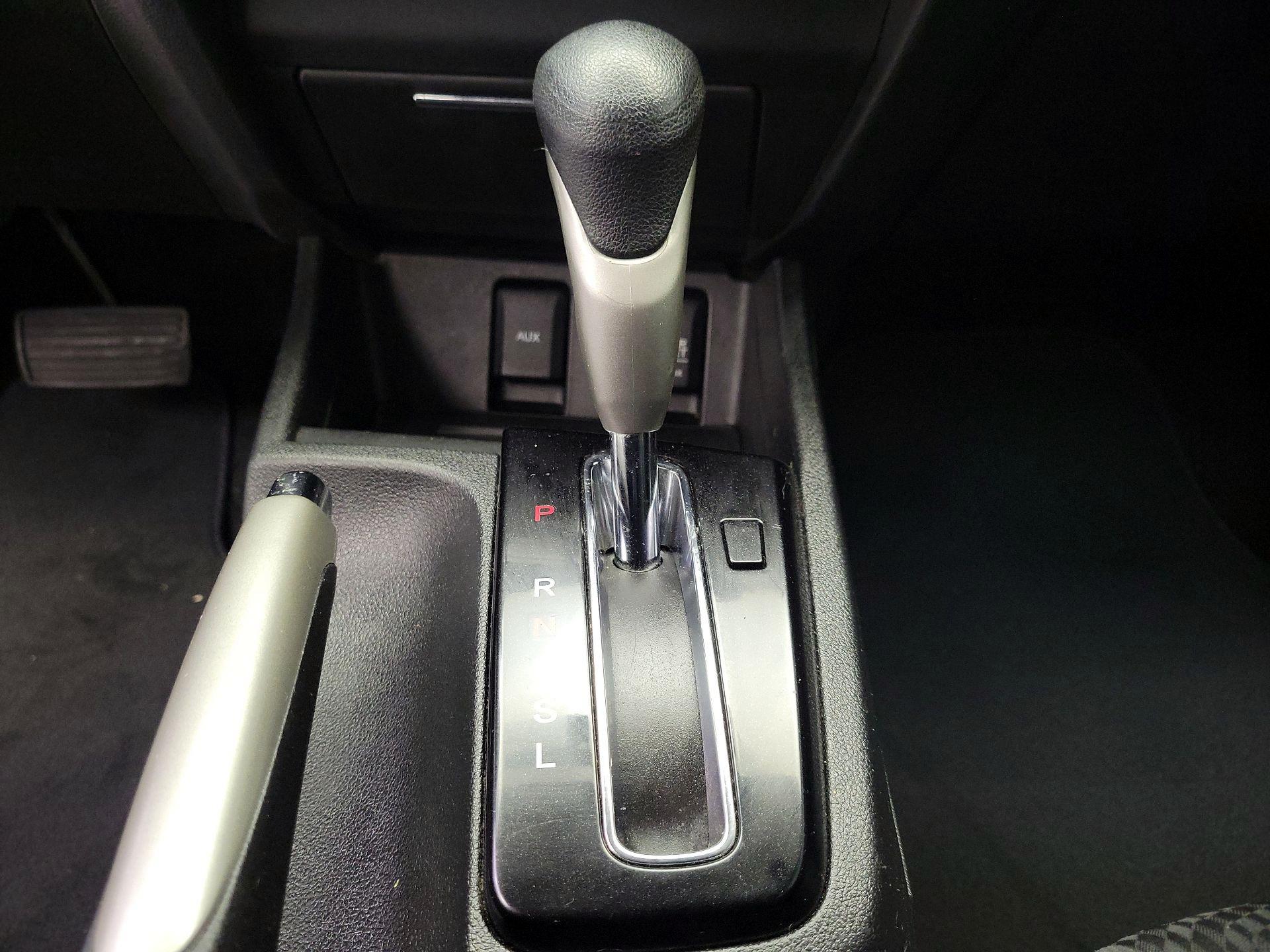 Thumbnail: 2014 Honda Civic - 17