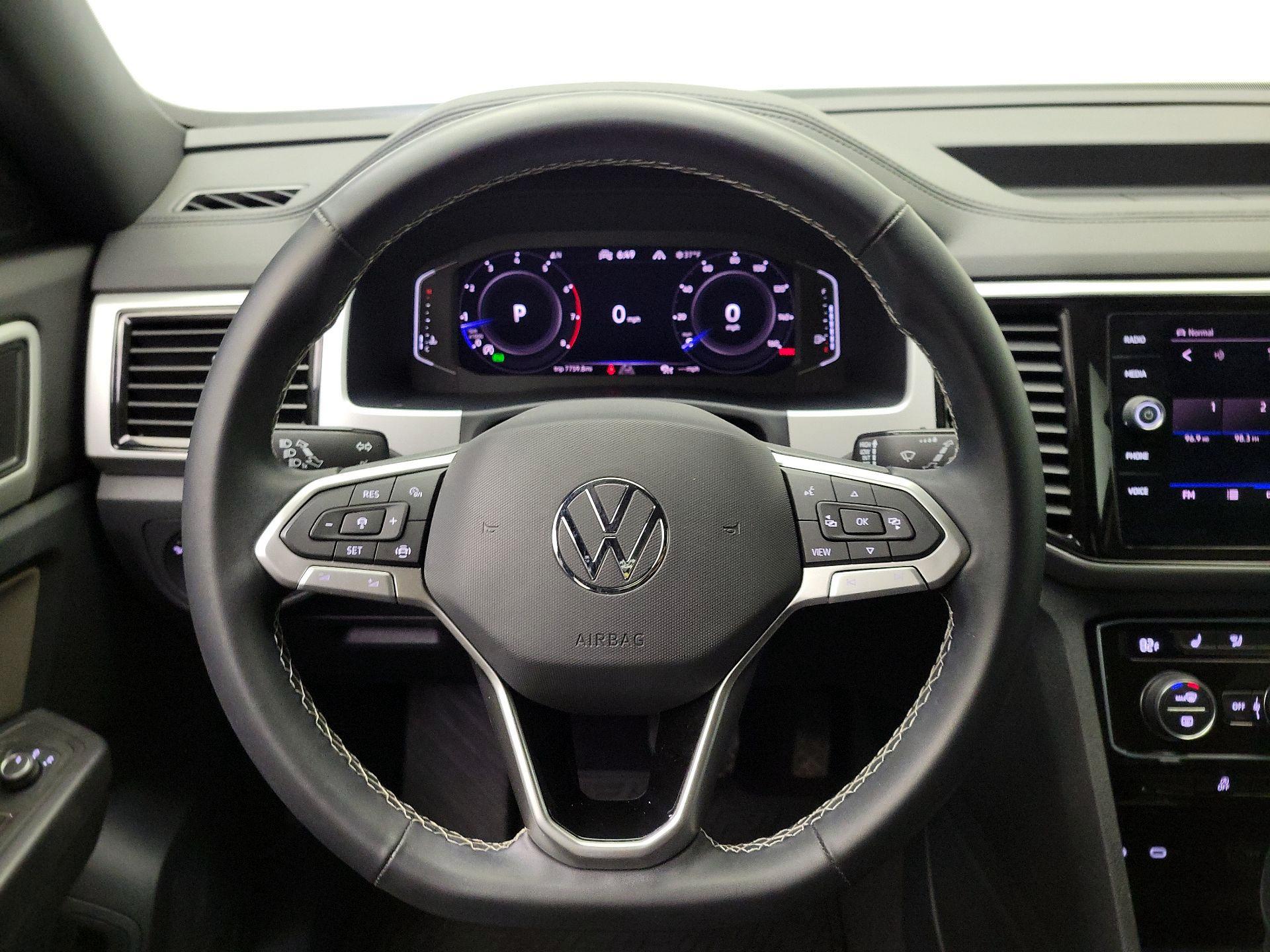 Thumbnail: 2022 Volkswagen Atlas - 10