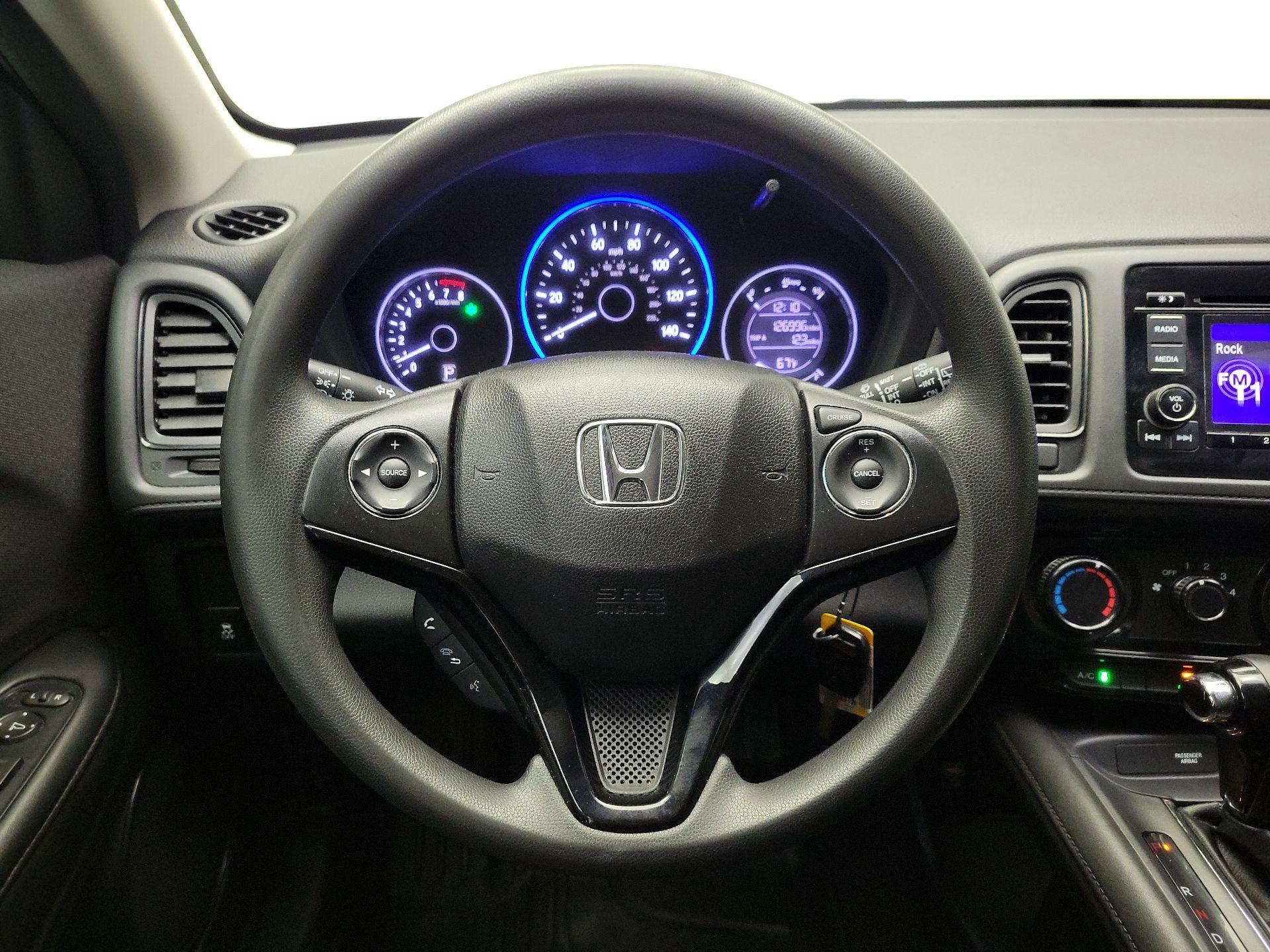 Thumbnail: 2019 Honda HR-V - 10