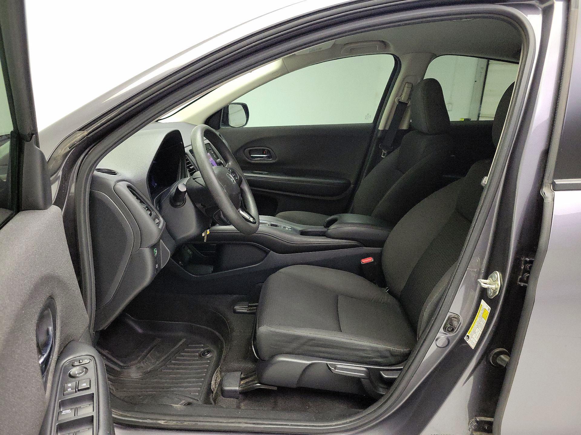 Thumbnail: 2019 Honda HR-V - 11