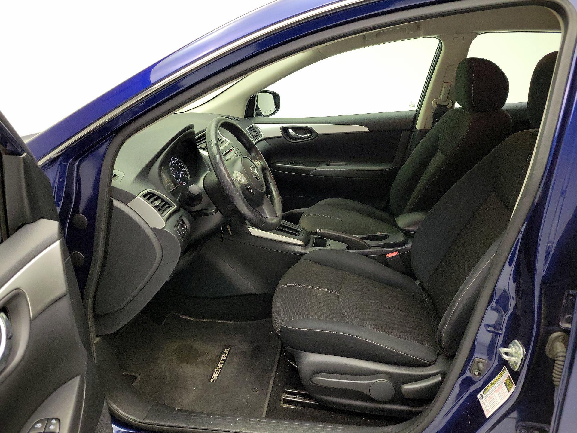 Thumbnail: 2018 Nissan Sentra - 11