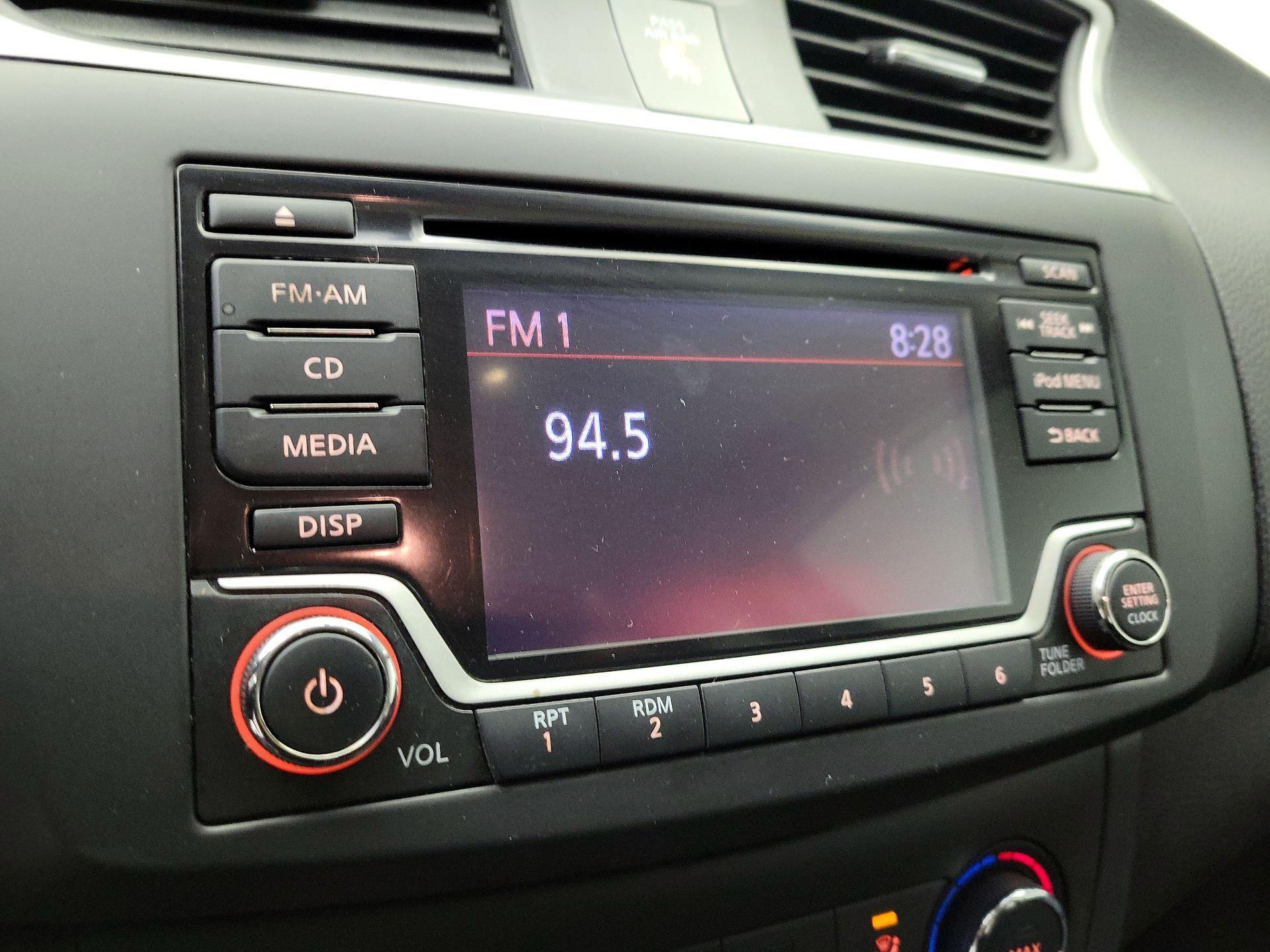 Thumbnail: 2018 Nissan Sentra - 15