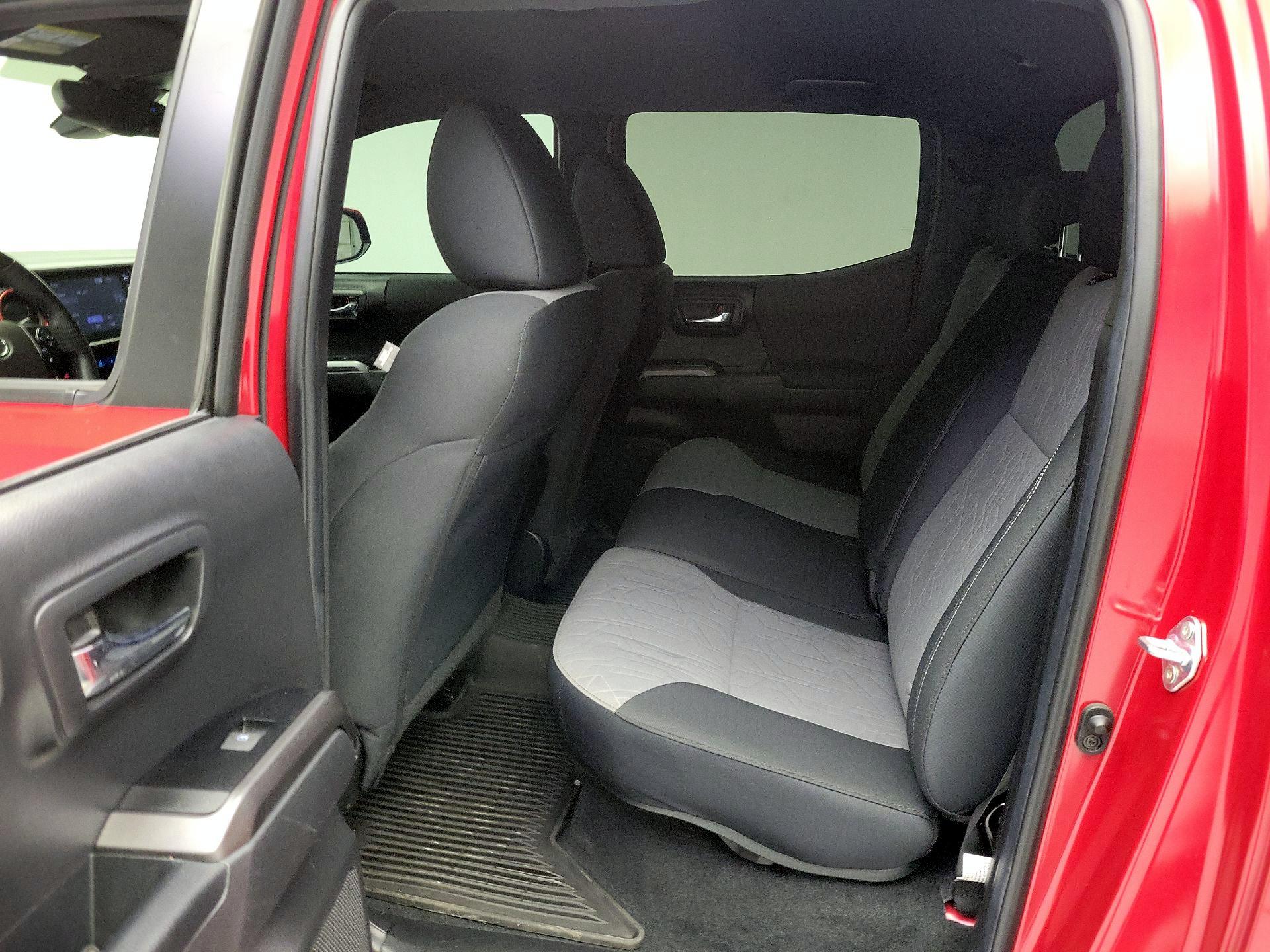 Thumbnail: 2022 Toyota Tacoma - 19