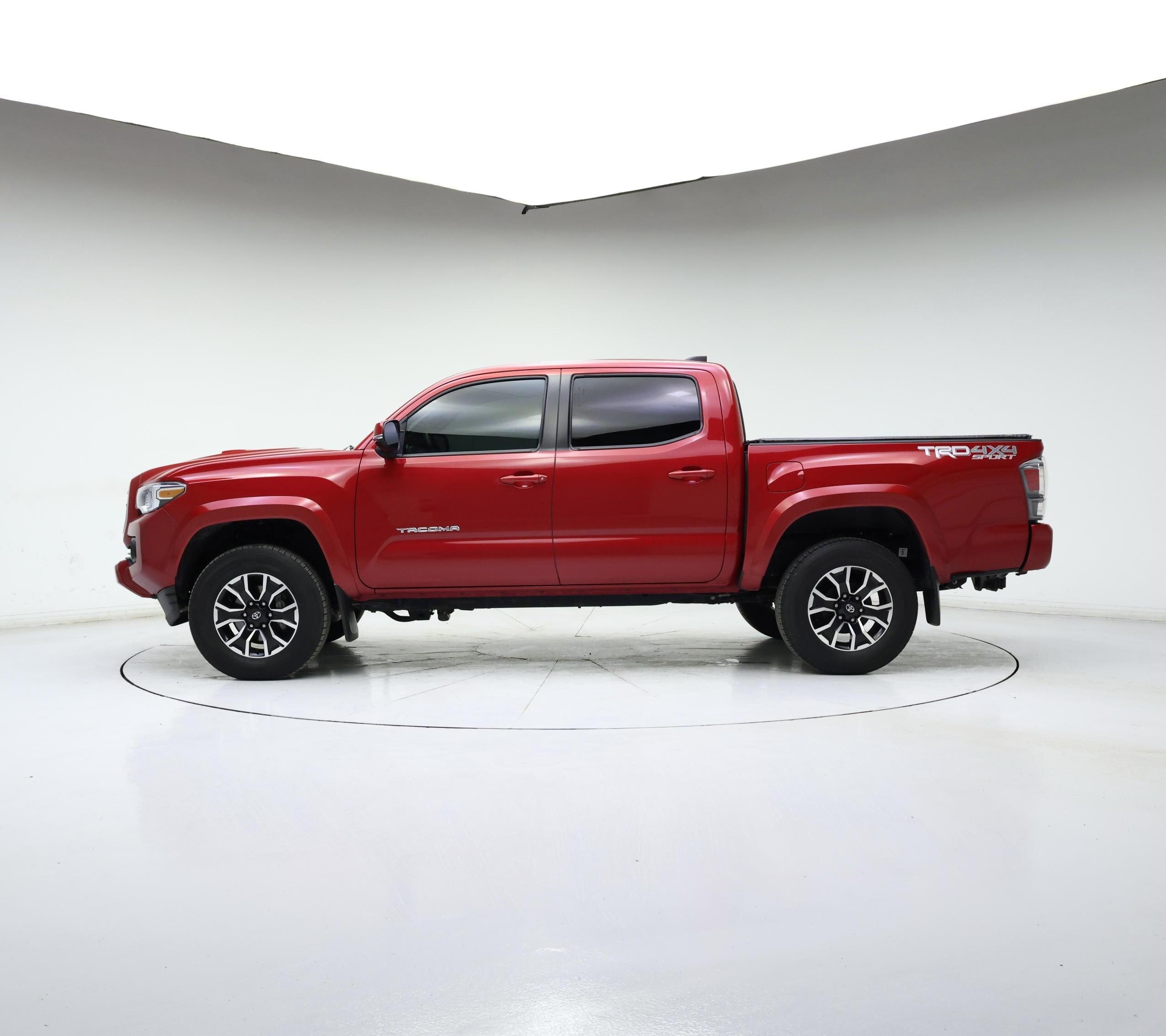 Thumbnail: 2022 Toyota Tacoma - 3