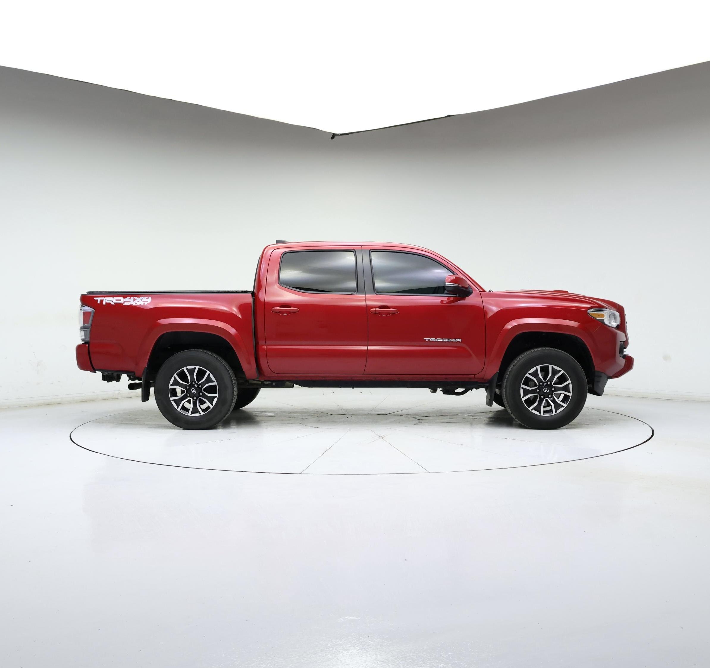 Thumbnail: 2022 Toyota Tacoma - 7
