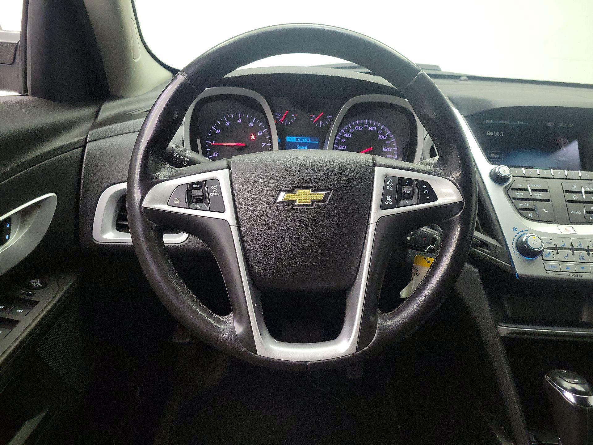 Thumbnail: 2017 Chevrolet Equinox - 10