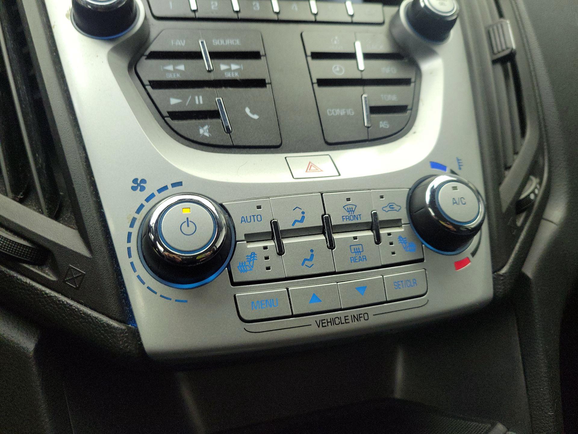 Thumbnail: 2017 Chevrolet Equinox - 15