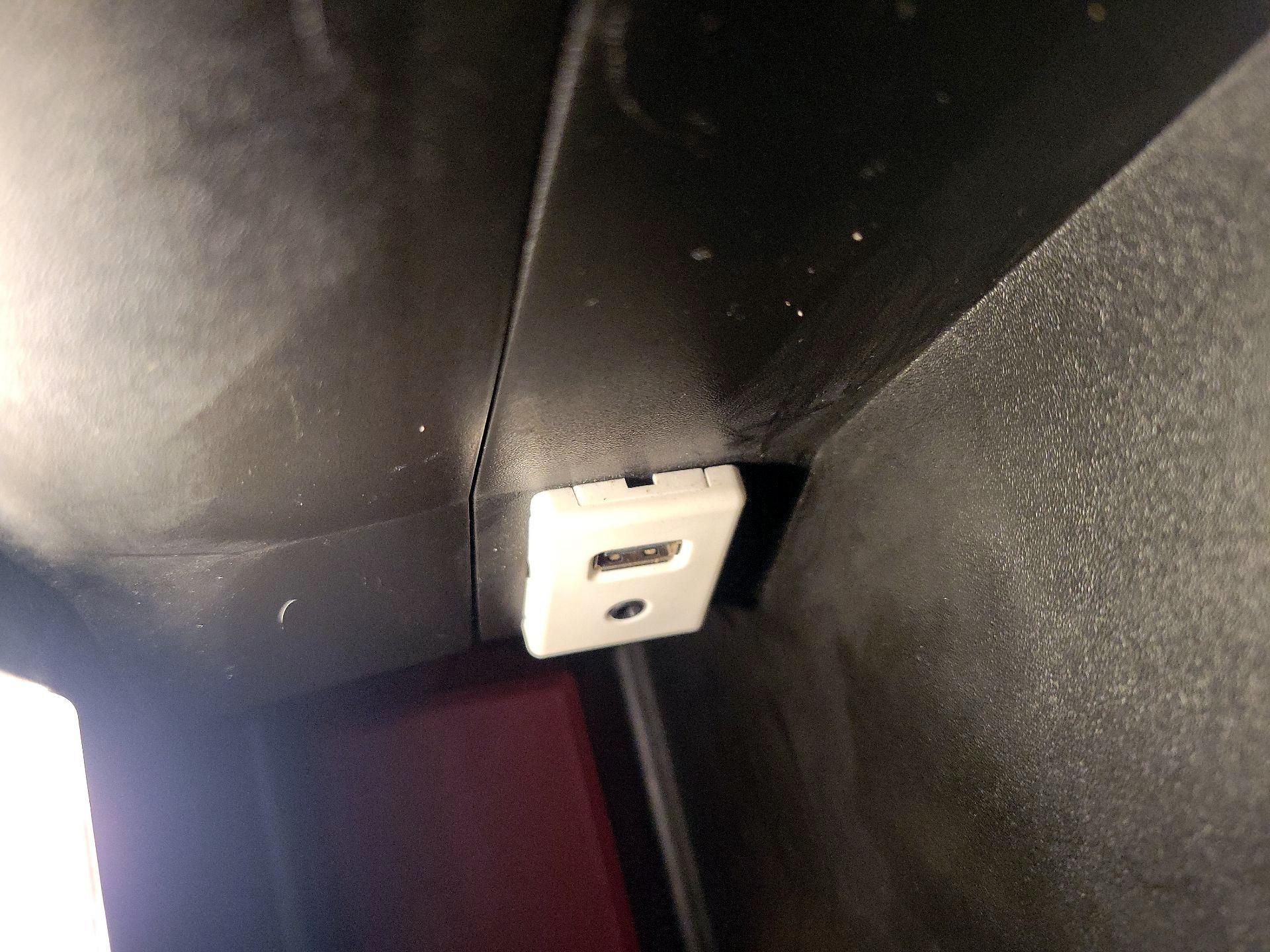 Thumbnail: 2017 Chevrolet Equinox - 17