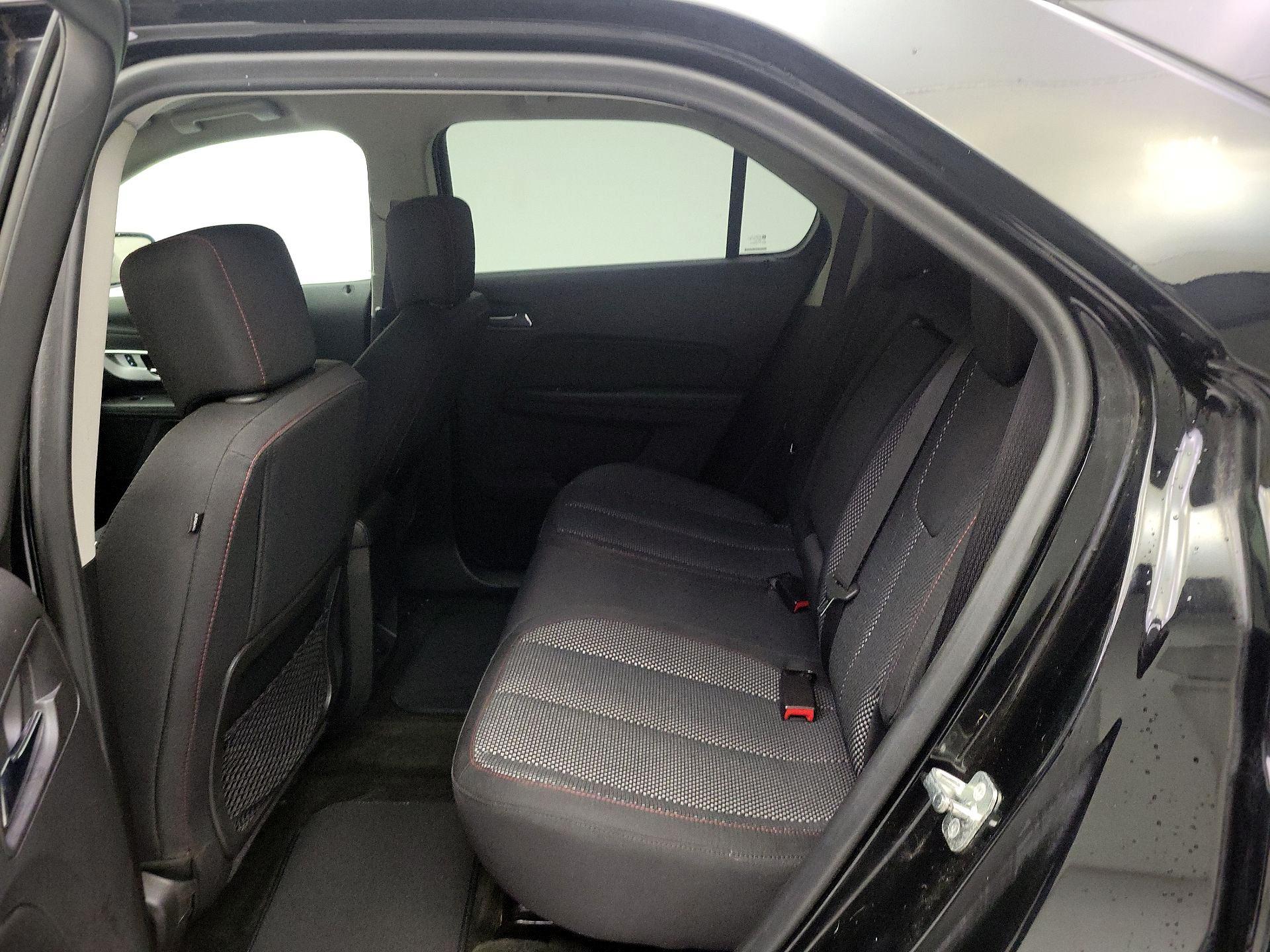 Thumbnail: 2017 Chevrolet Equinox - 18