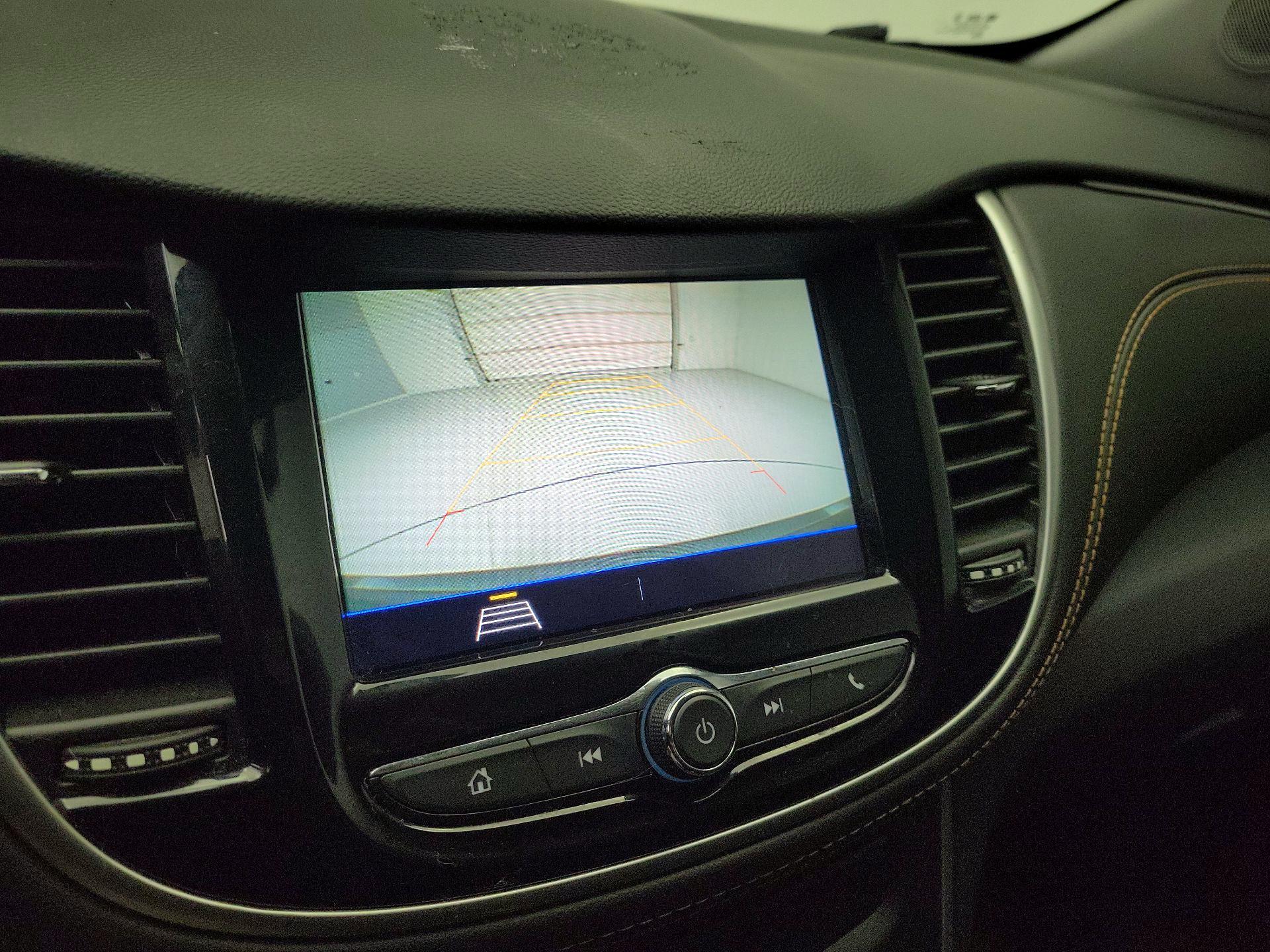 Thumbnail: 2019 Chevrolet Trax - 14