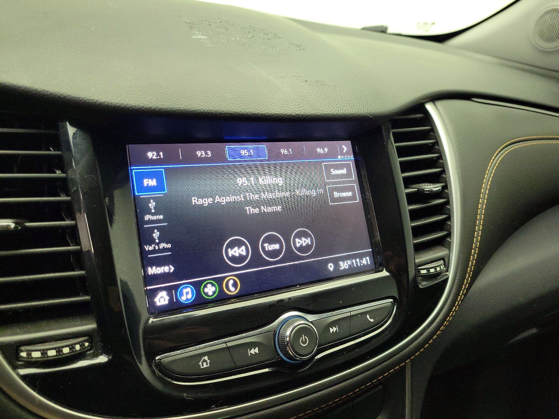 Thumbnail: 2019 Chevrolet Trax - 15