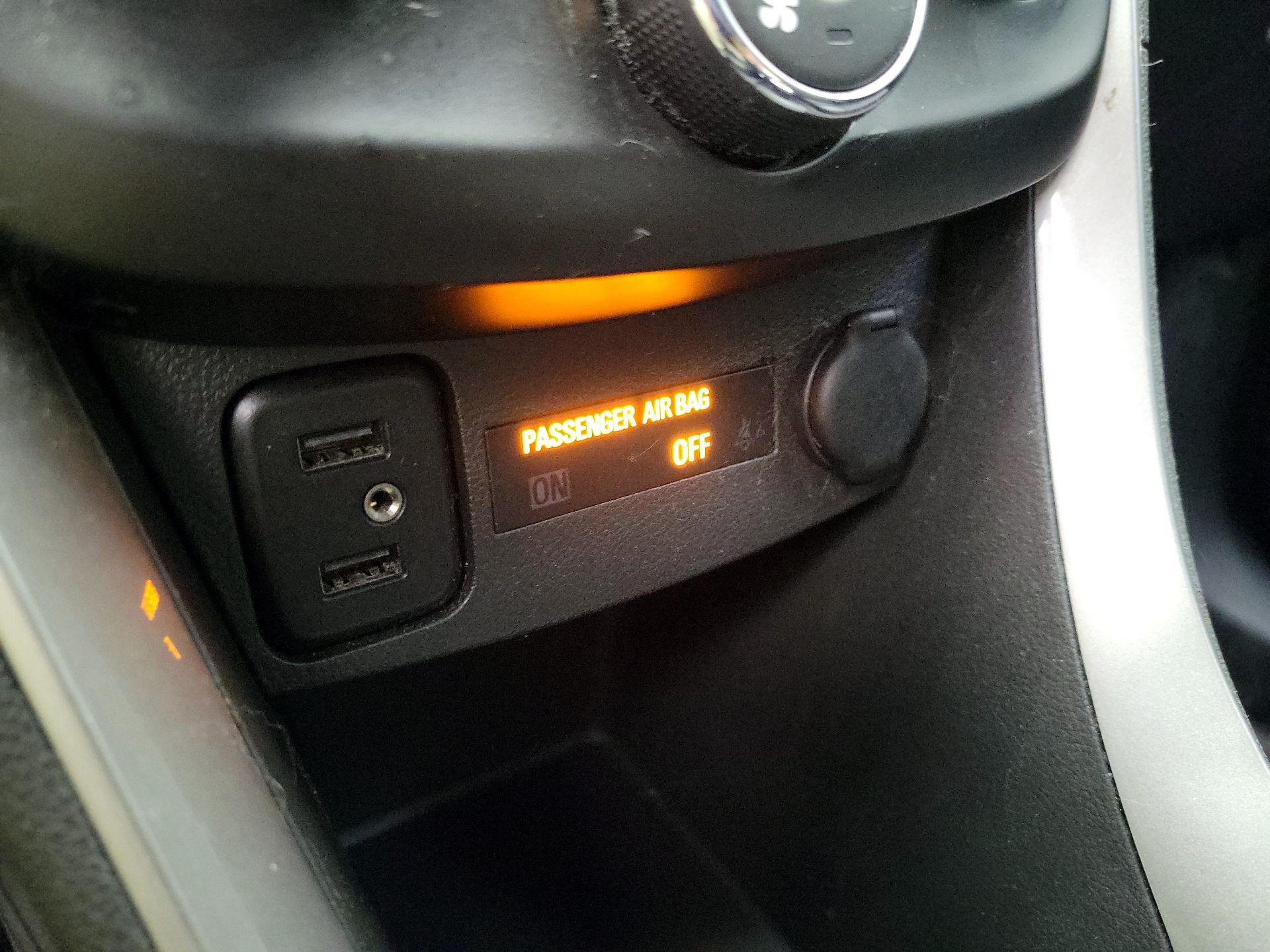 Thumbnail: 2019 Chevrolet Trax - 18