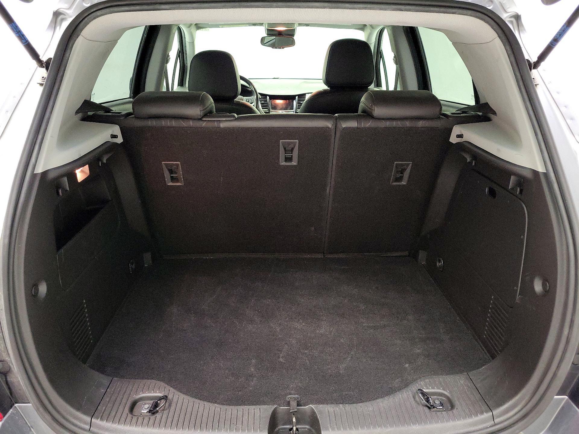 Thumbnail: 2019 Chevrolet Trax - 20