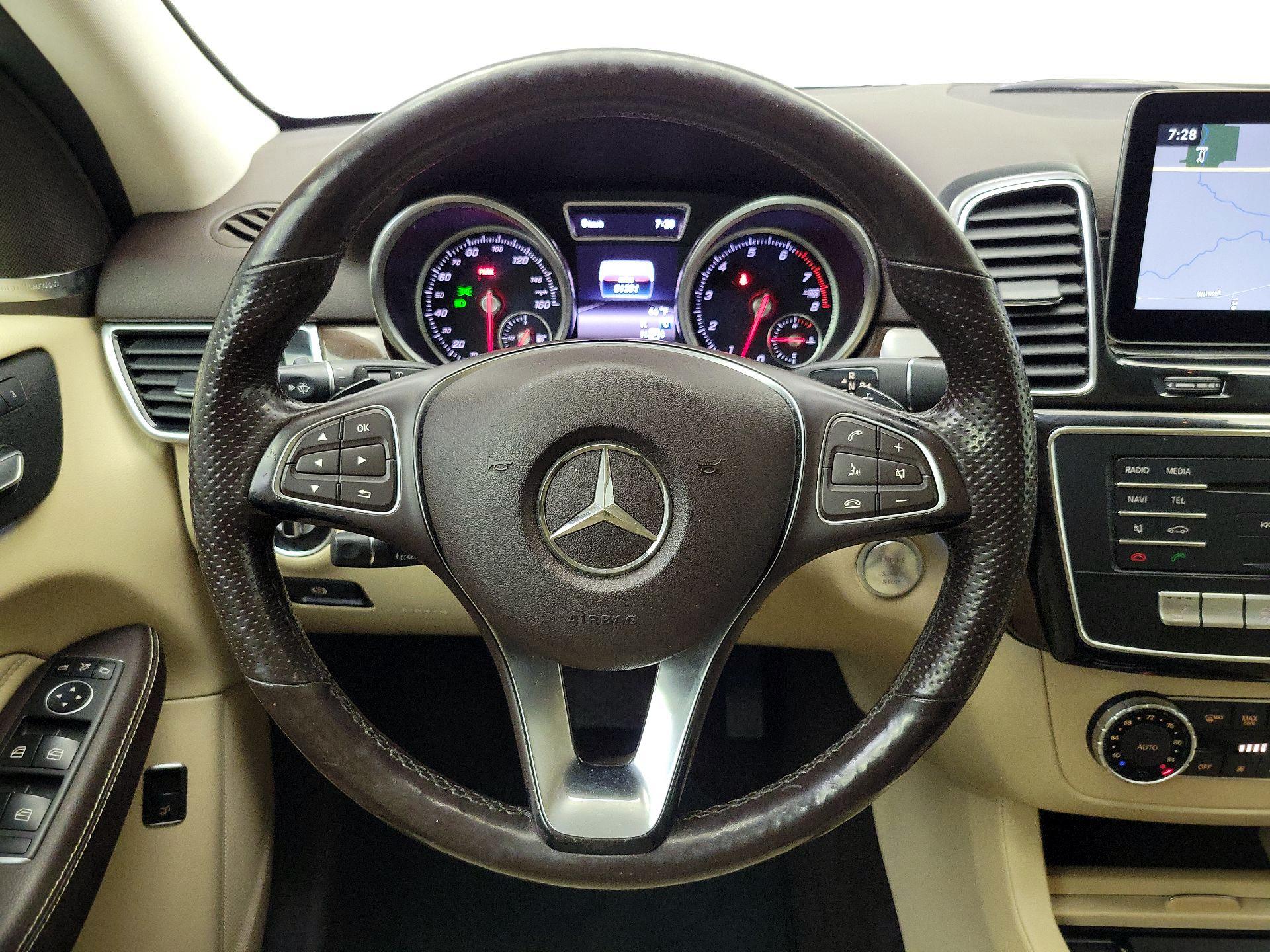 Thumbnail: 2017 Mercedes-Benz GLE - 10