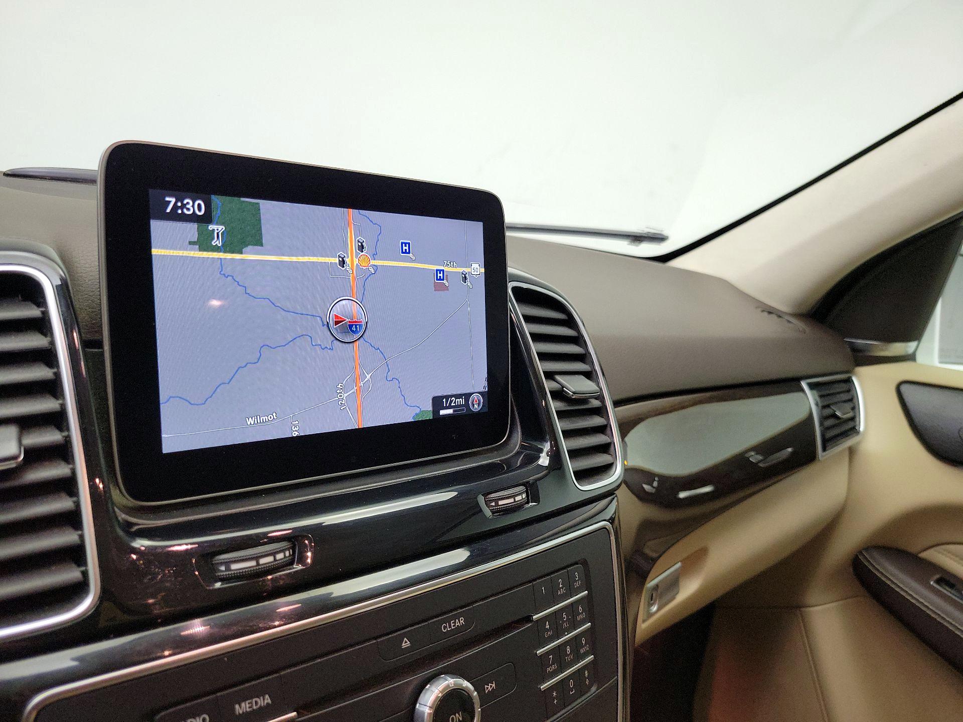 Thumbnail: 2017 Mercedes-Benz GLE - 14