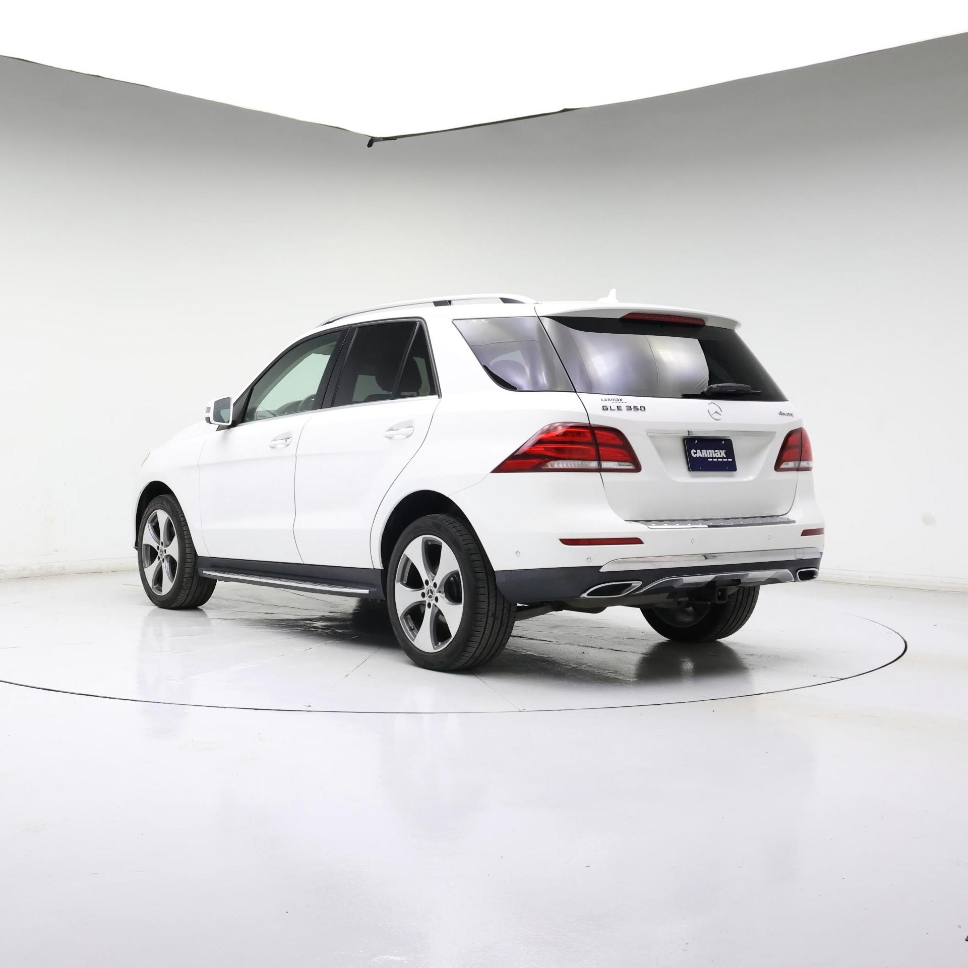 Thumbnail: 2017 Mercedes-Benz GLE - 2