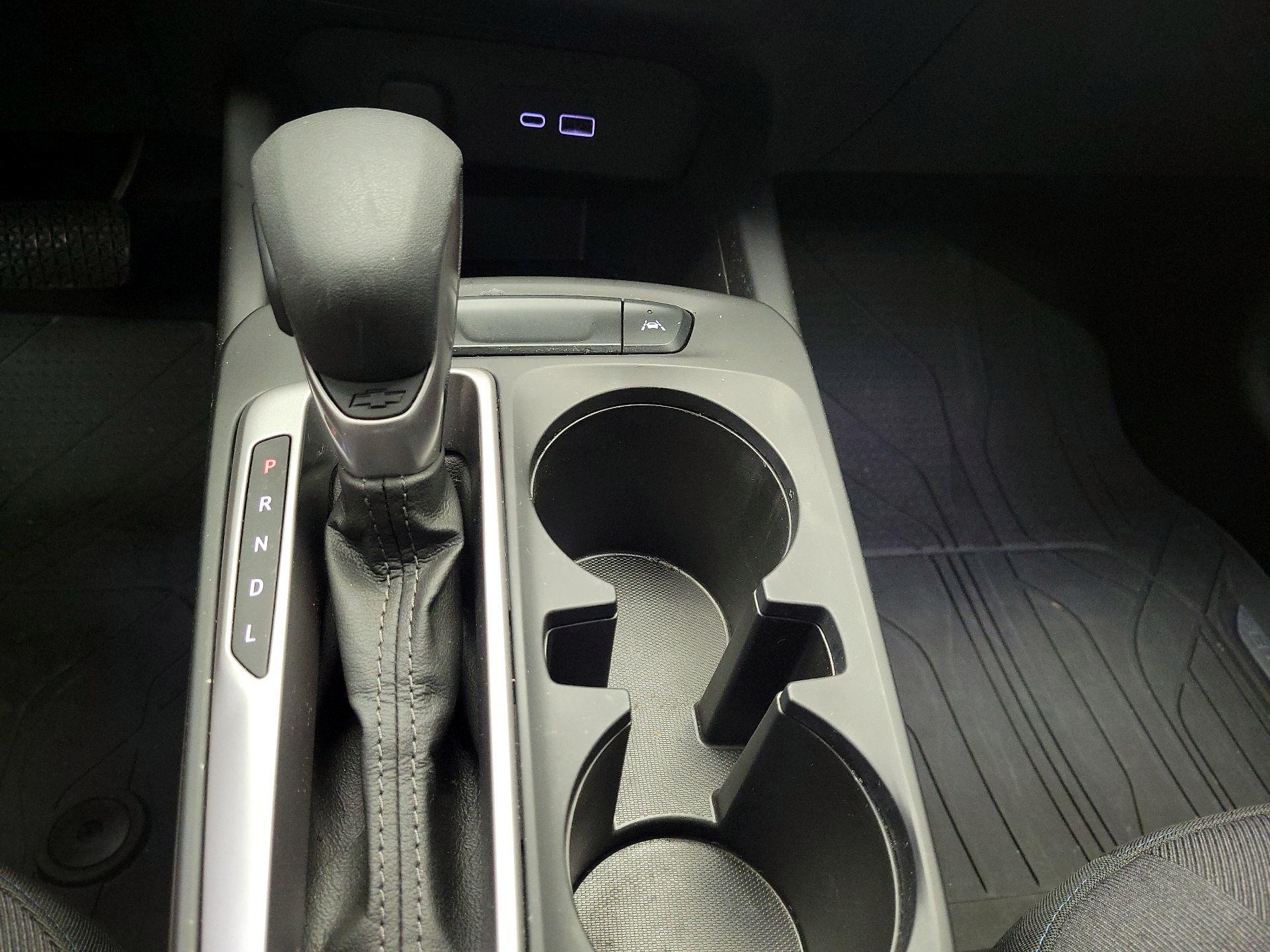 Thumbnail: 2025 Chevrolet Trax - 17