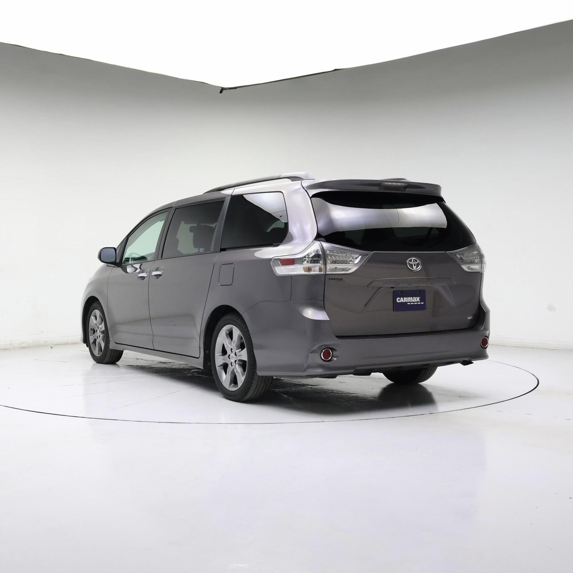 Thumbnail: 2014 Toyota Sienna - 2