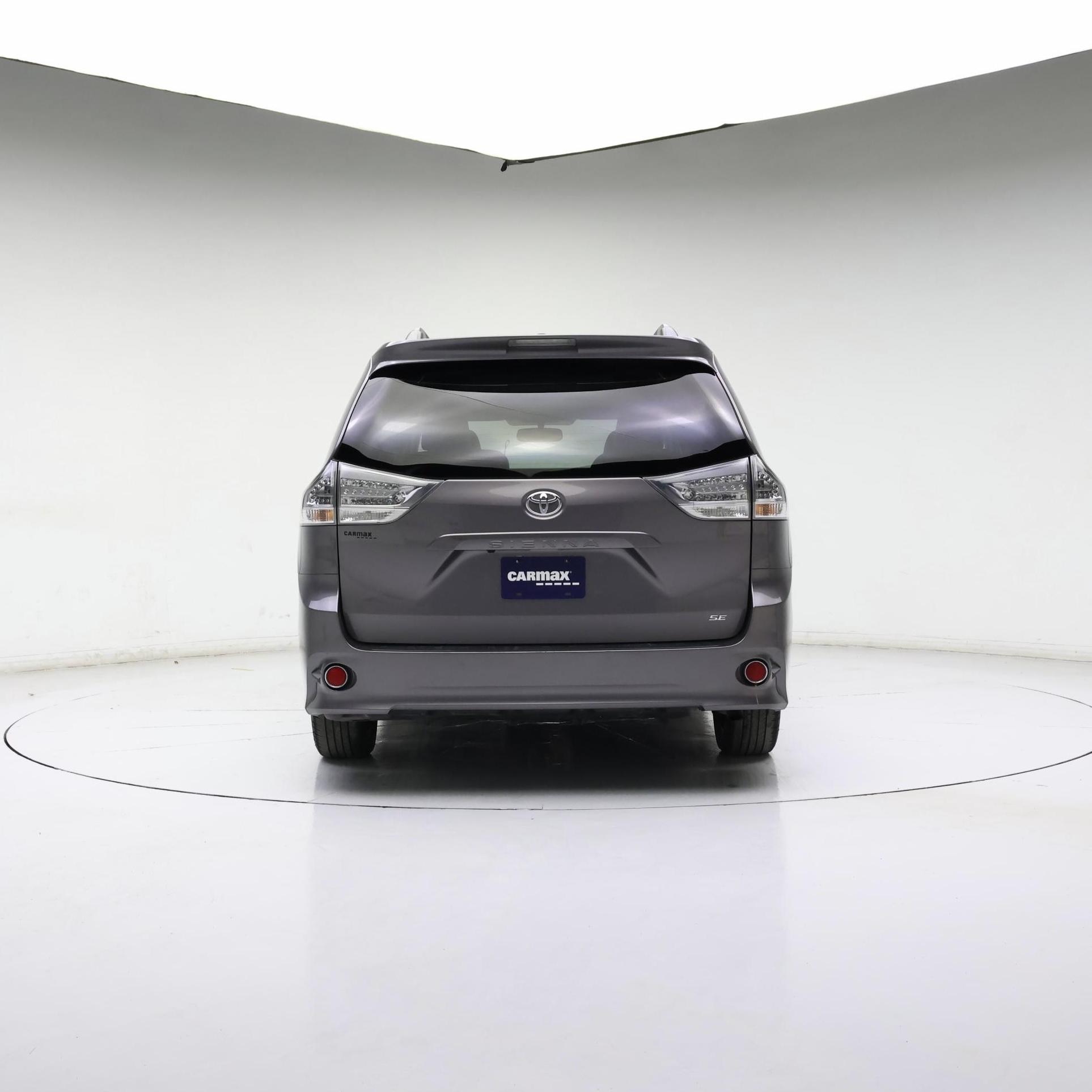 Thumbnail: 2014 Toyota Sienna - 6