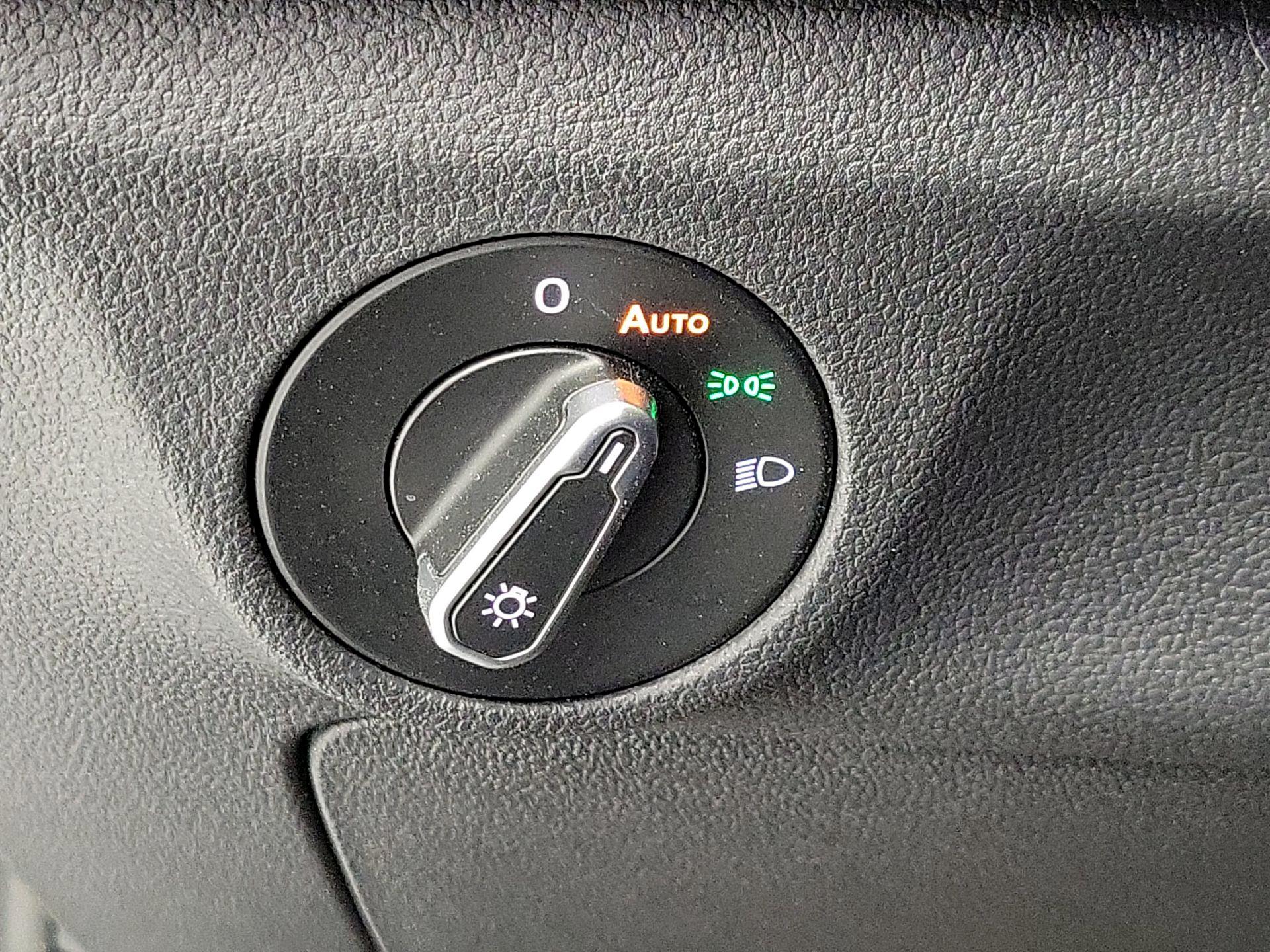 Thumbnail: 2023 Volkswagen Jetta - 13