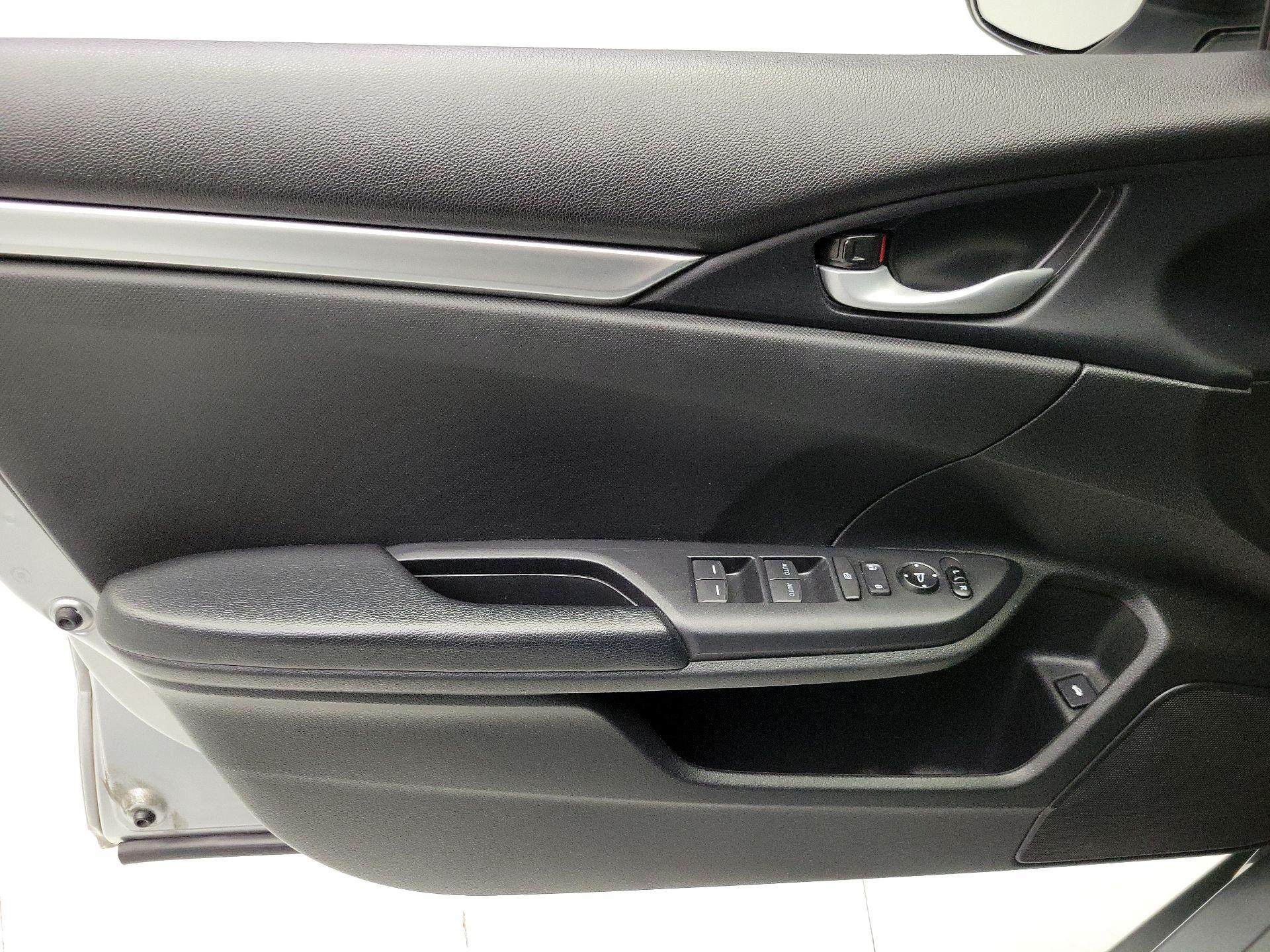 Thumbnail: 2019 Honda Civic - 12