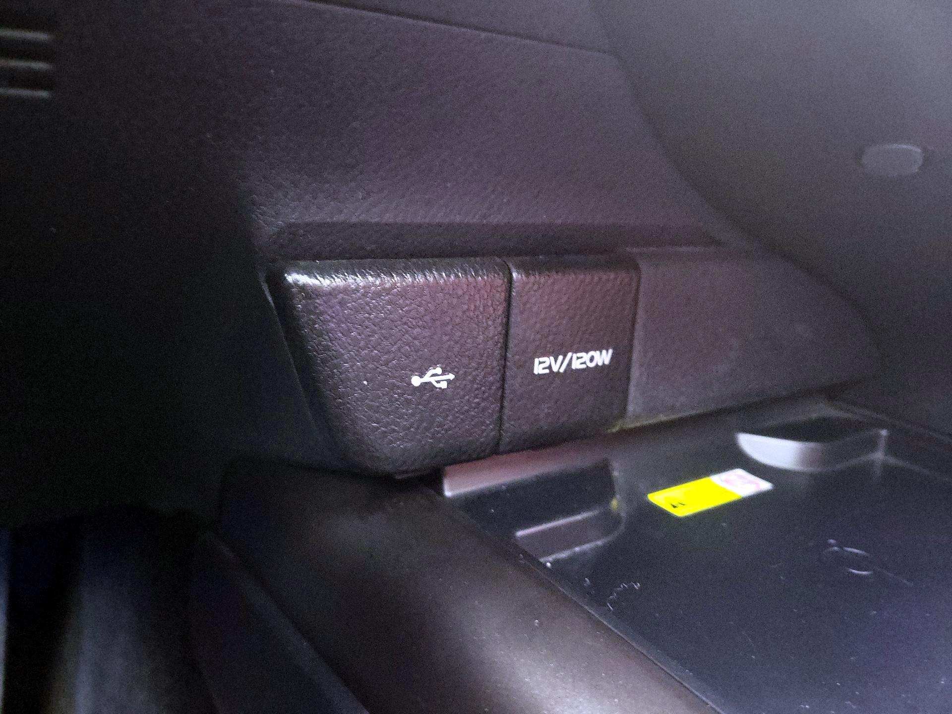 Thumbnail: 2023 Toyota Camry - 18