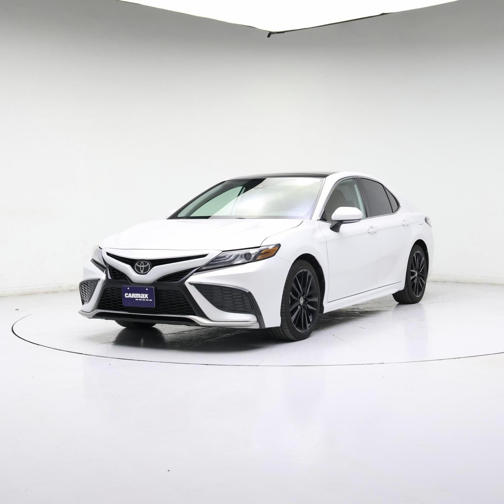 Thumbnail: 2023 Toyota Camry - 4