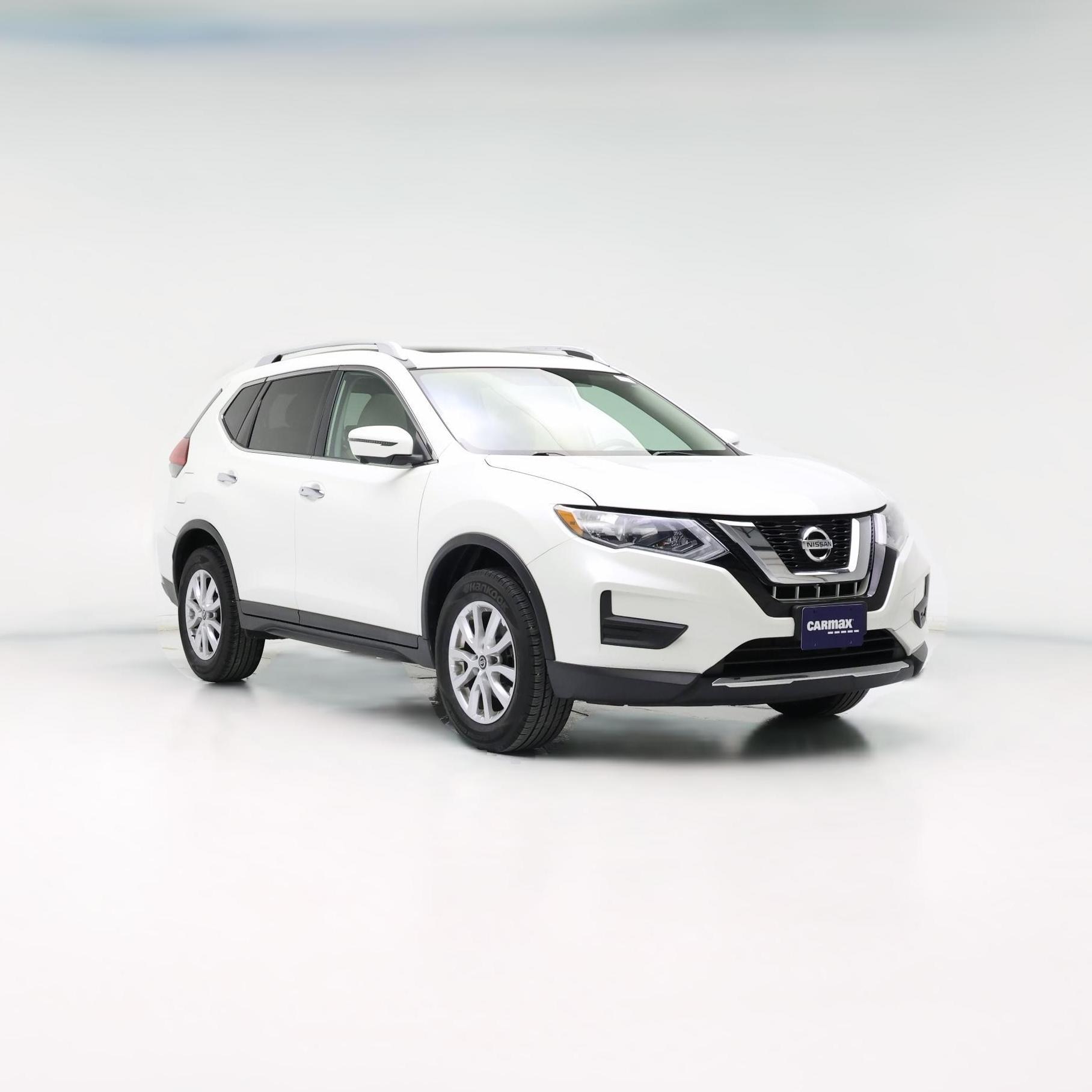 Thumbnail: 2017 Nissan Rogue - 1