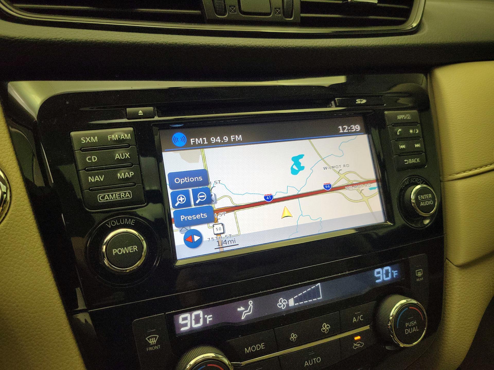 Thumbnail: 2017 Nissan Rogue - 14