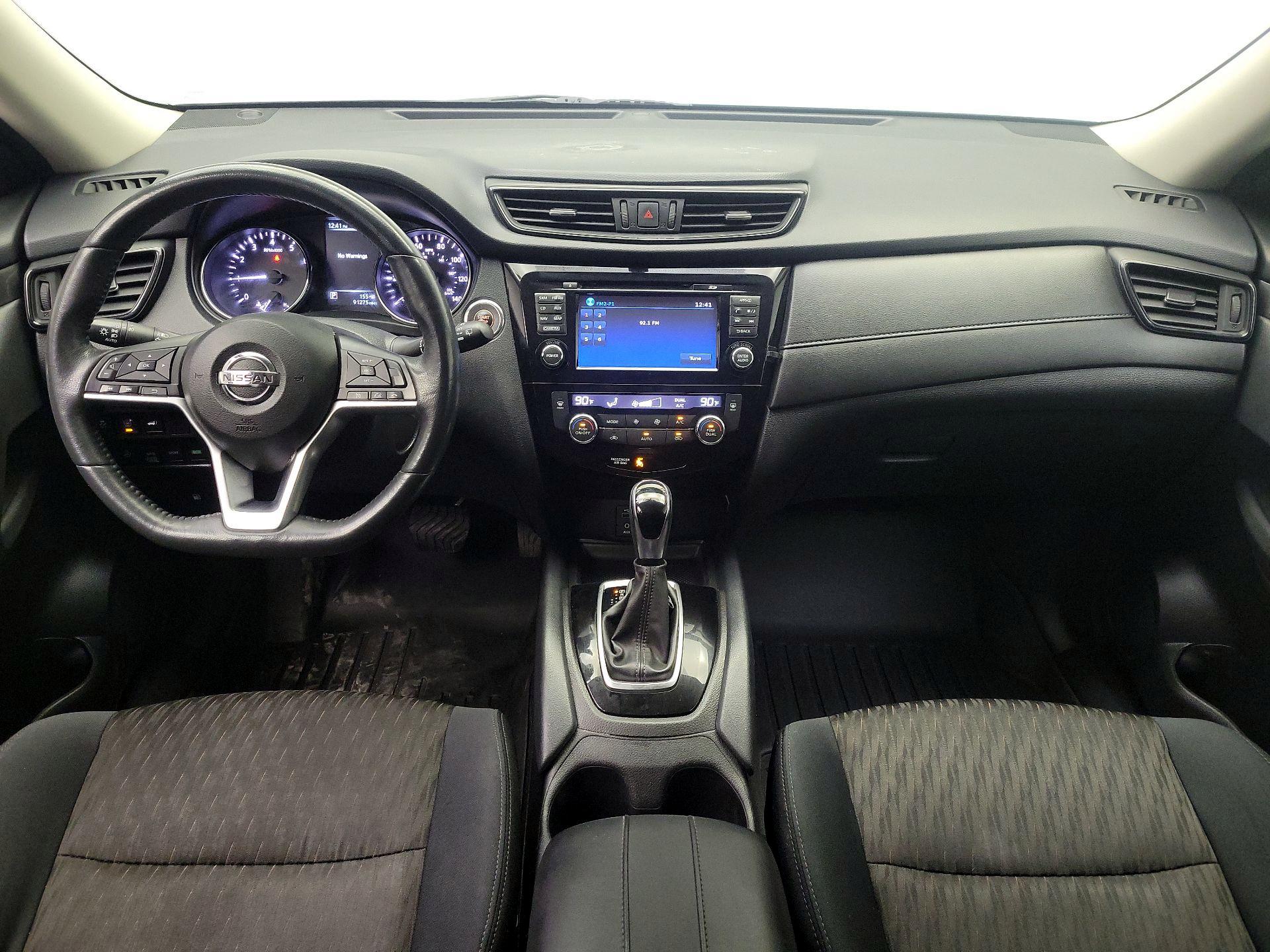 Thumbnail: 2017 Nissan Rogue - 9