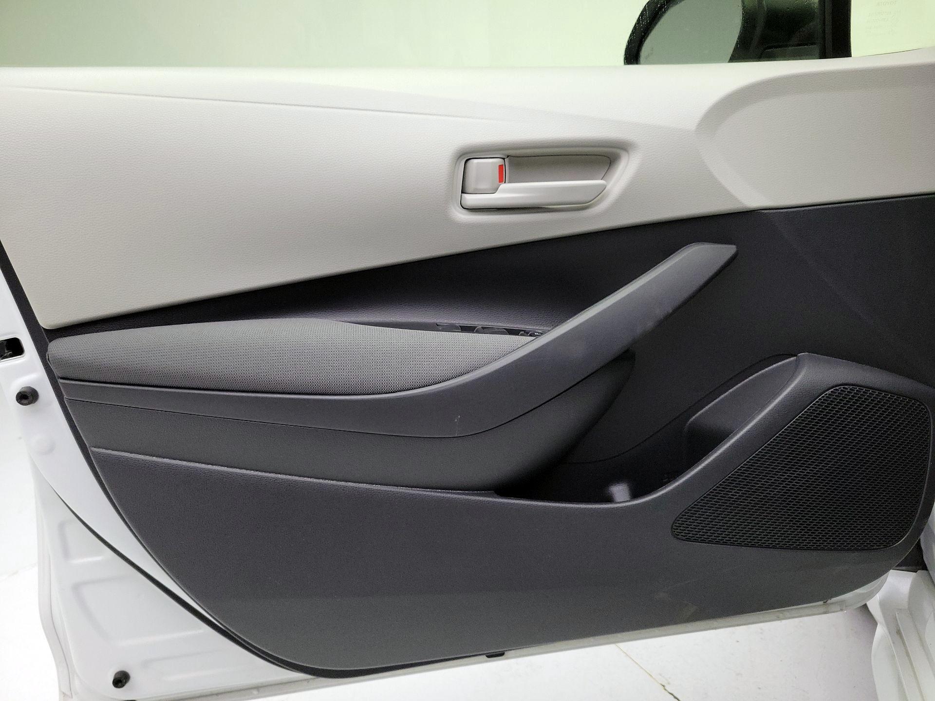 Thumbnail: 2025 Toyota Corolla - 12