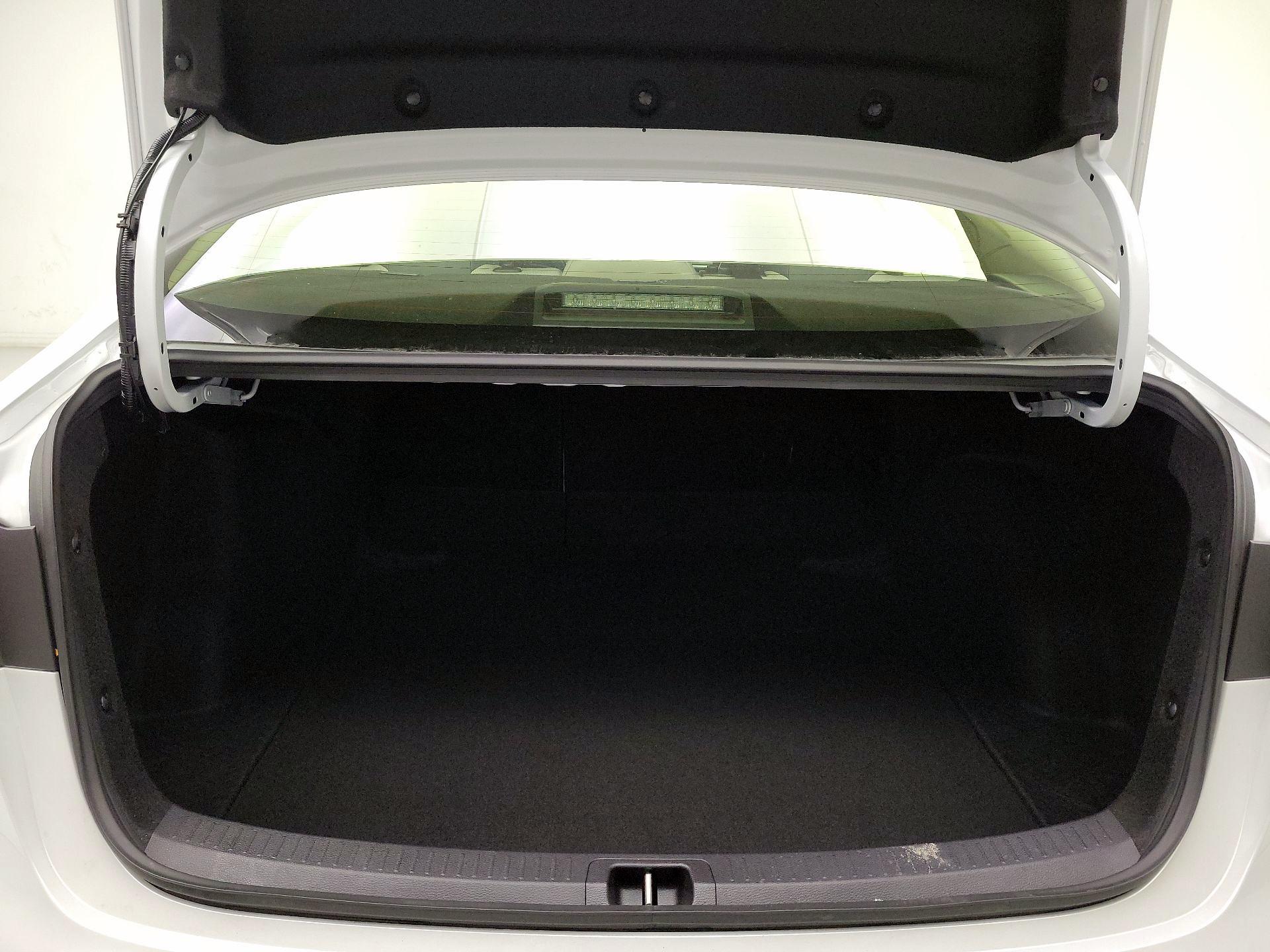 Thumbnail: 2025 Toyota Corolla - 20