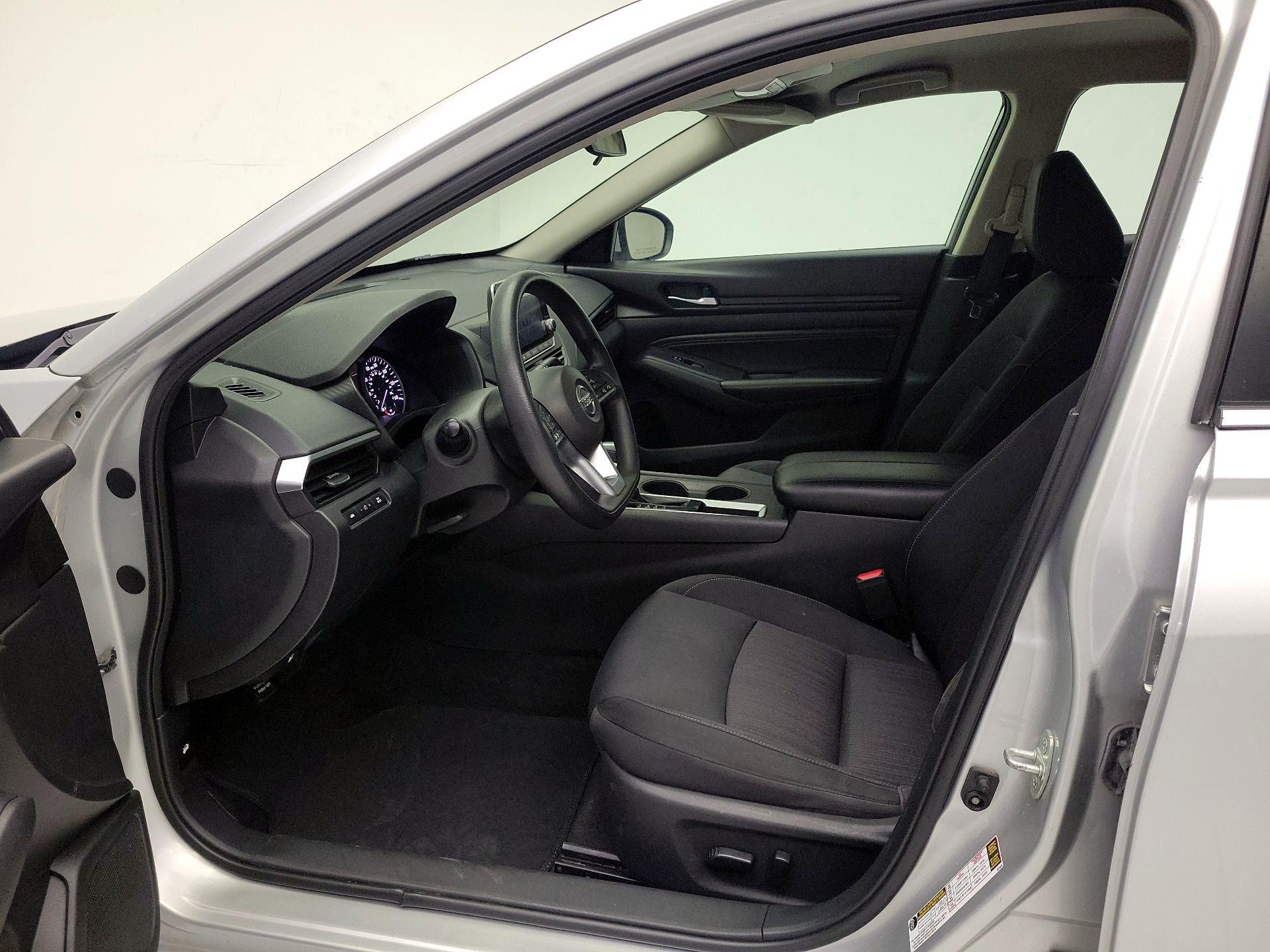 Thumbnail: 2019 Nissan Altima - 11