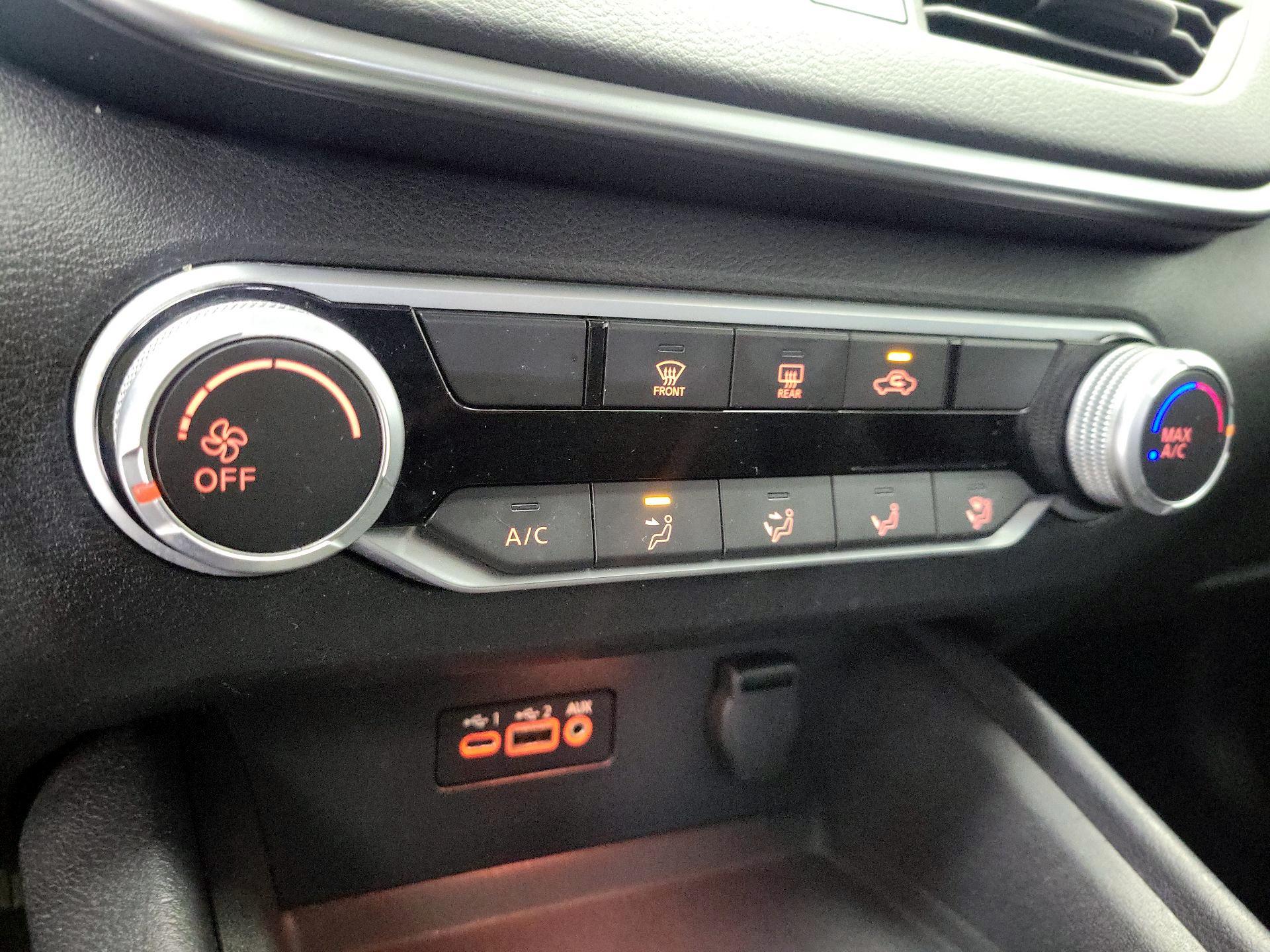 Thumbnail: 2019 Nissan Altima - 15