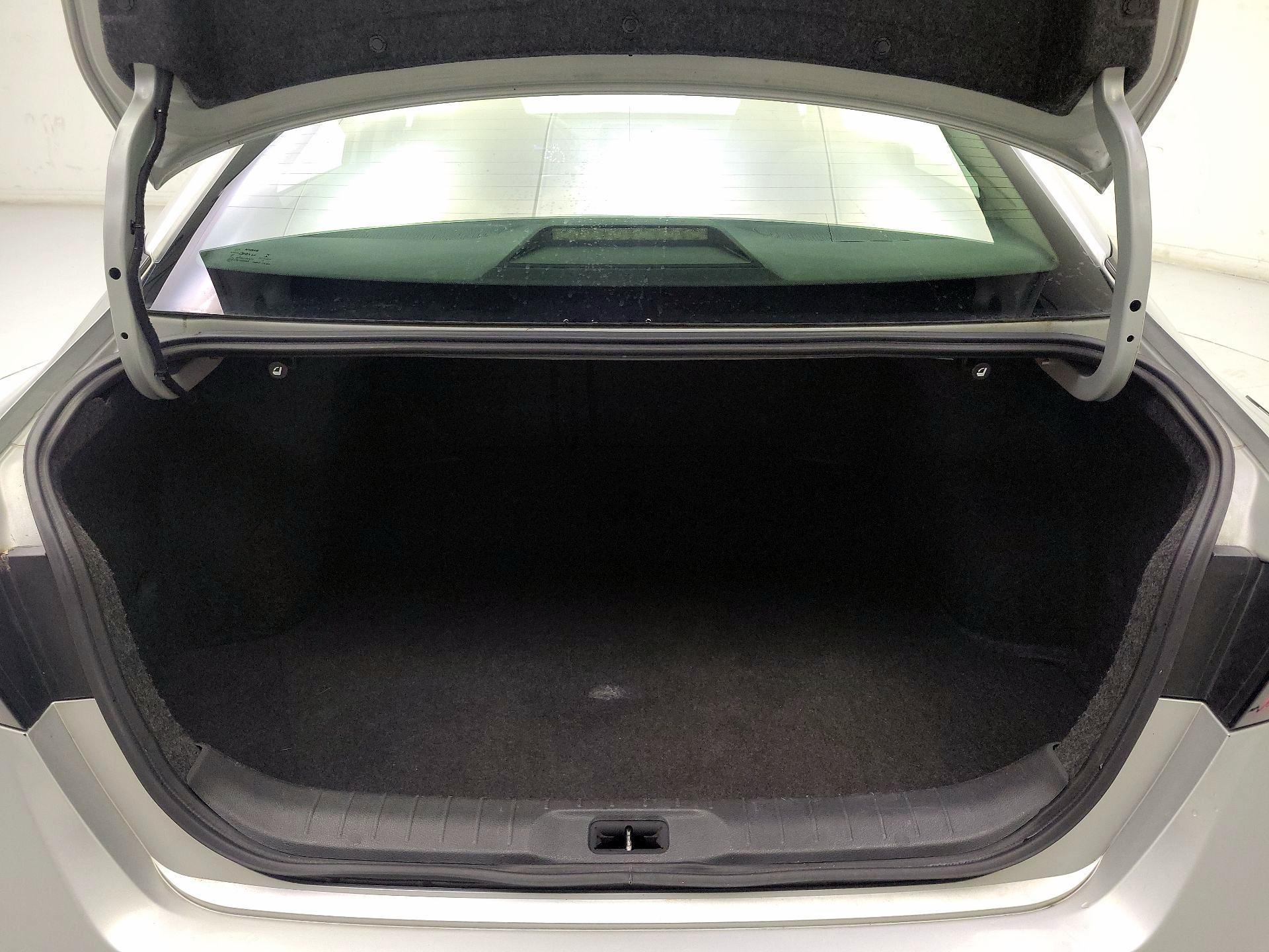 Thumbnail: 2019 Nissan Altima - 19