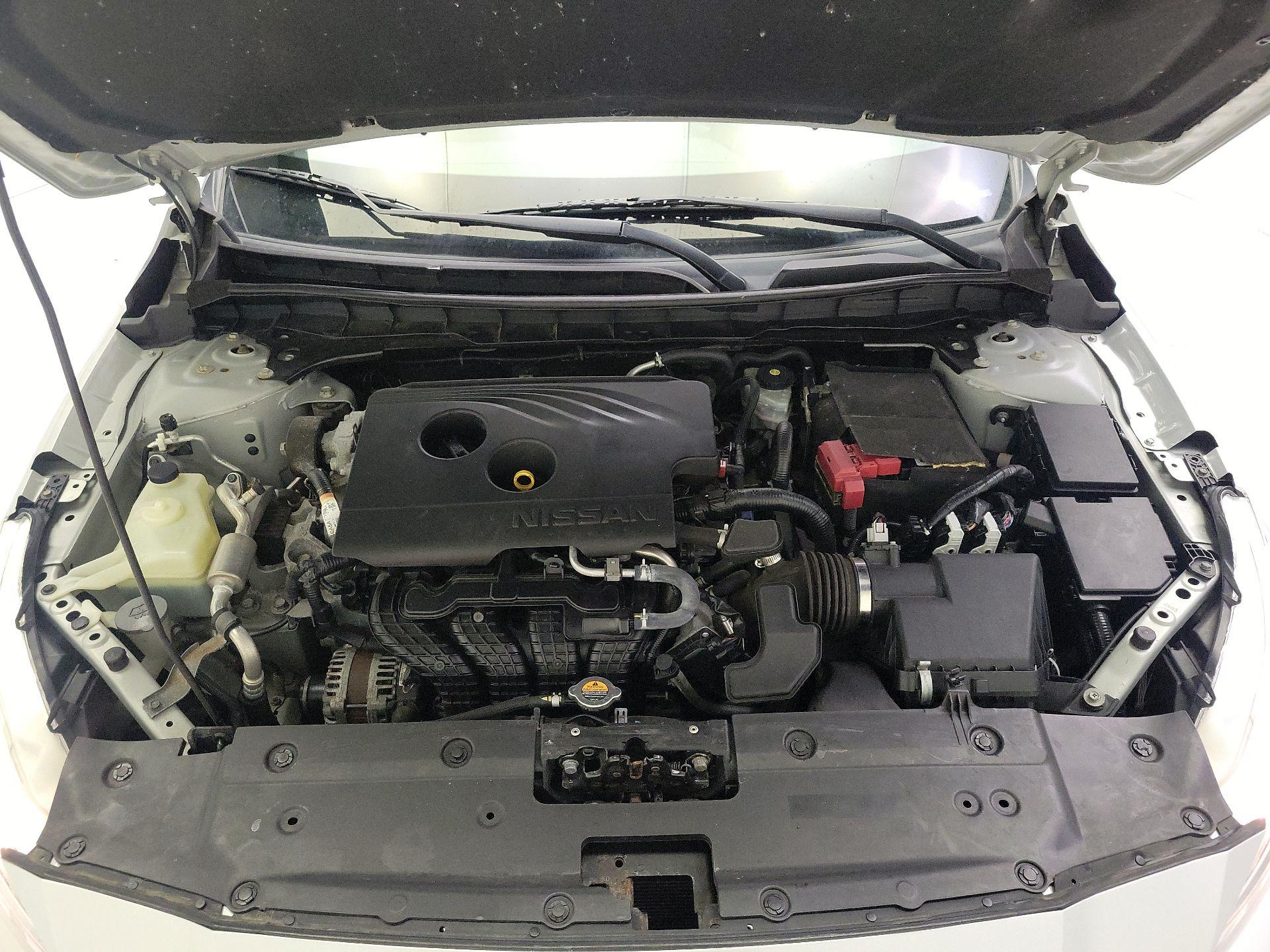 Thumbnail: 2019 Nissan Altima - 20