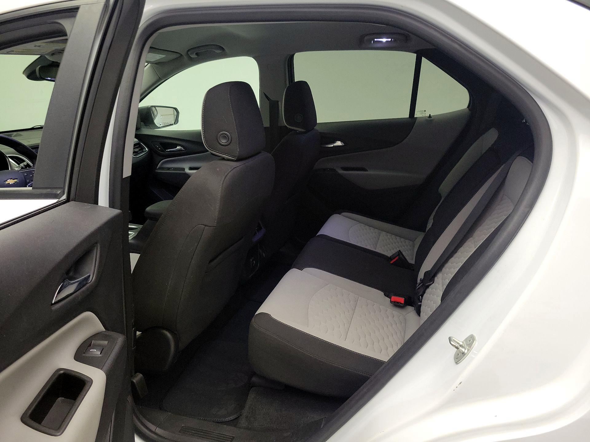 Thumbnail: 2021 Chevrolet Equinox - 18