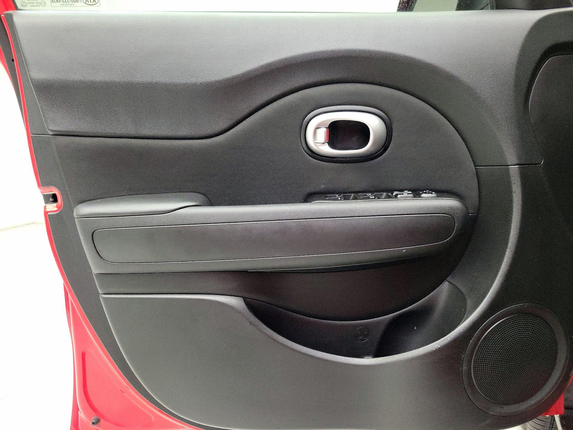 Thumbnail: 2014 Kia Soul - 12