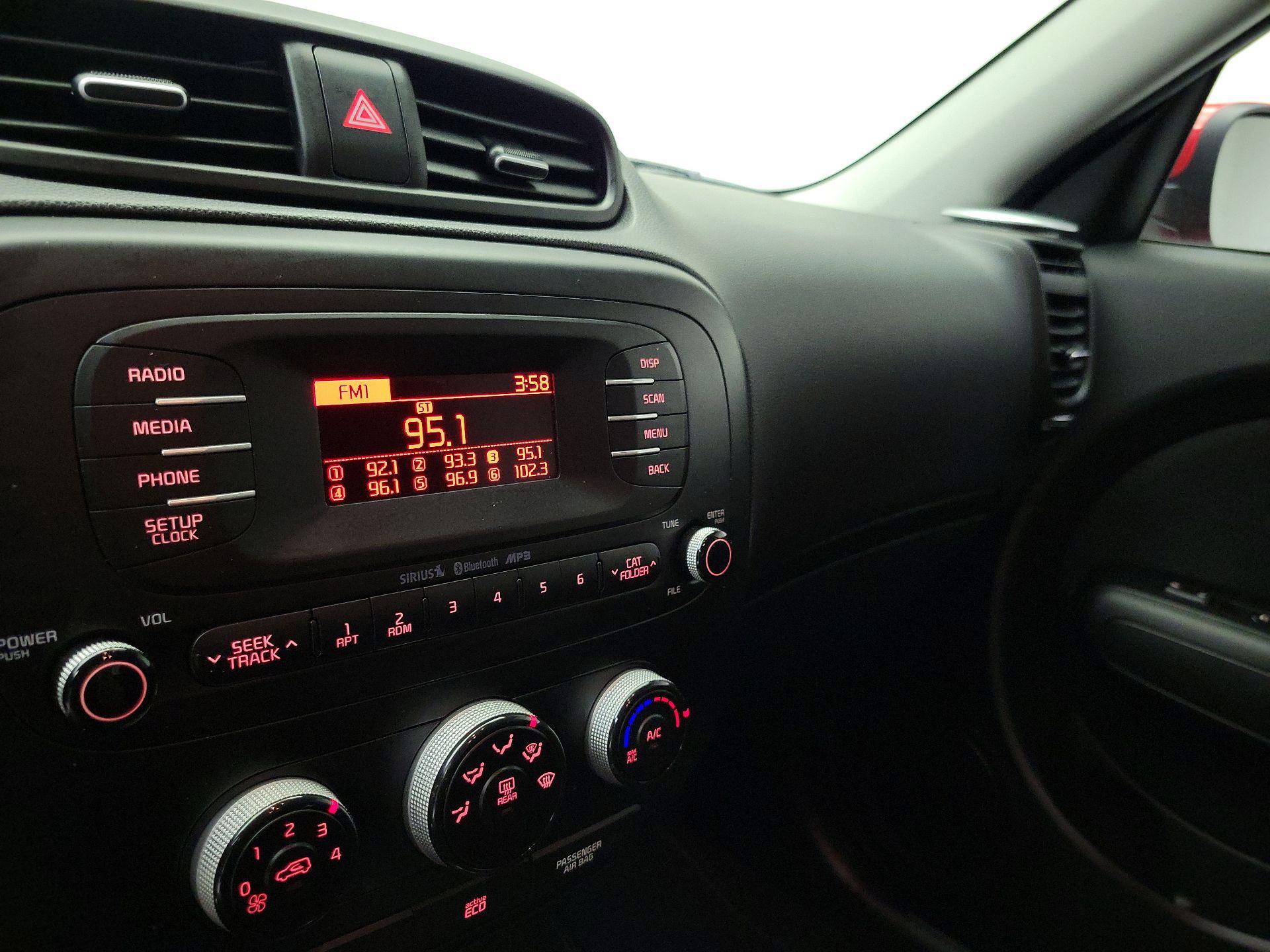 Thumbnail: 2014 Kia Soul - 14