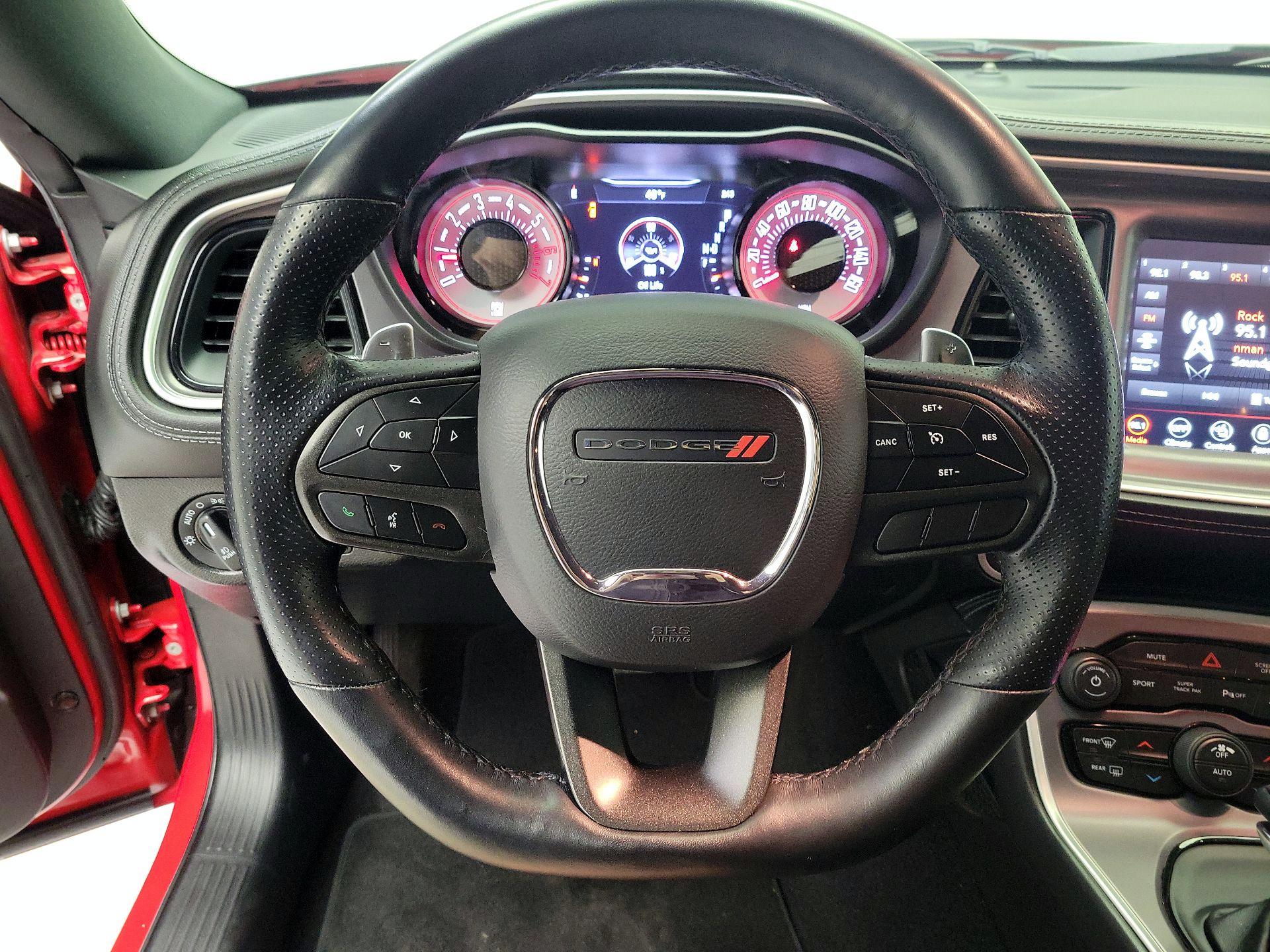 Thumbnail: 2022 Dodge Challenger - 10