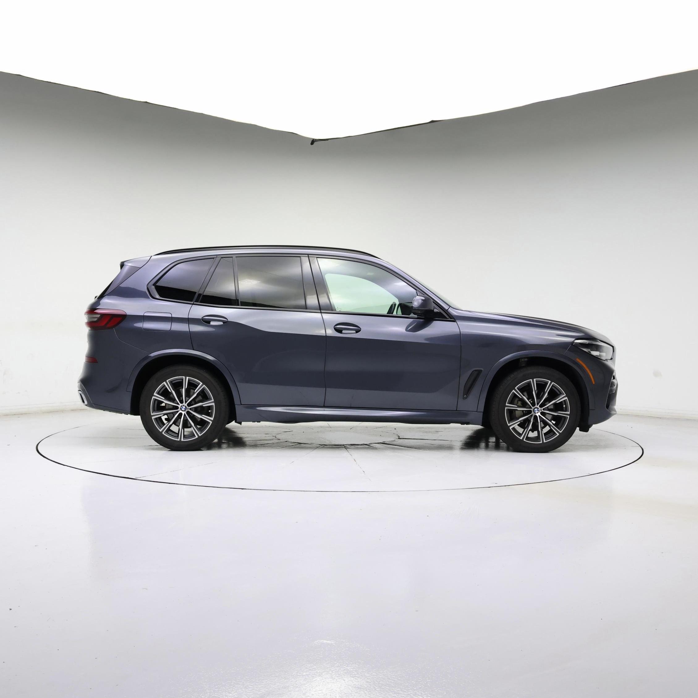 Thumbnail: 2021 BMW X5 - 7