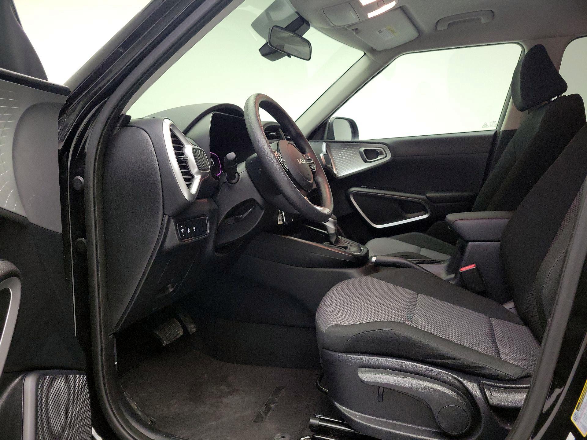 Thumbnail: 2023 Kia Soul - 11