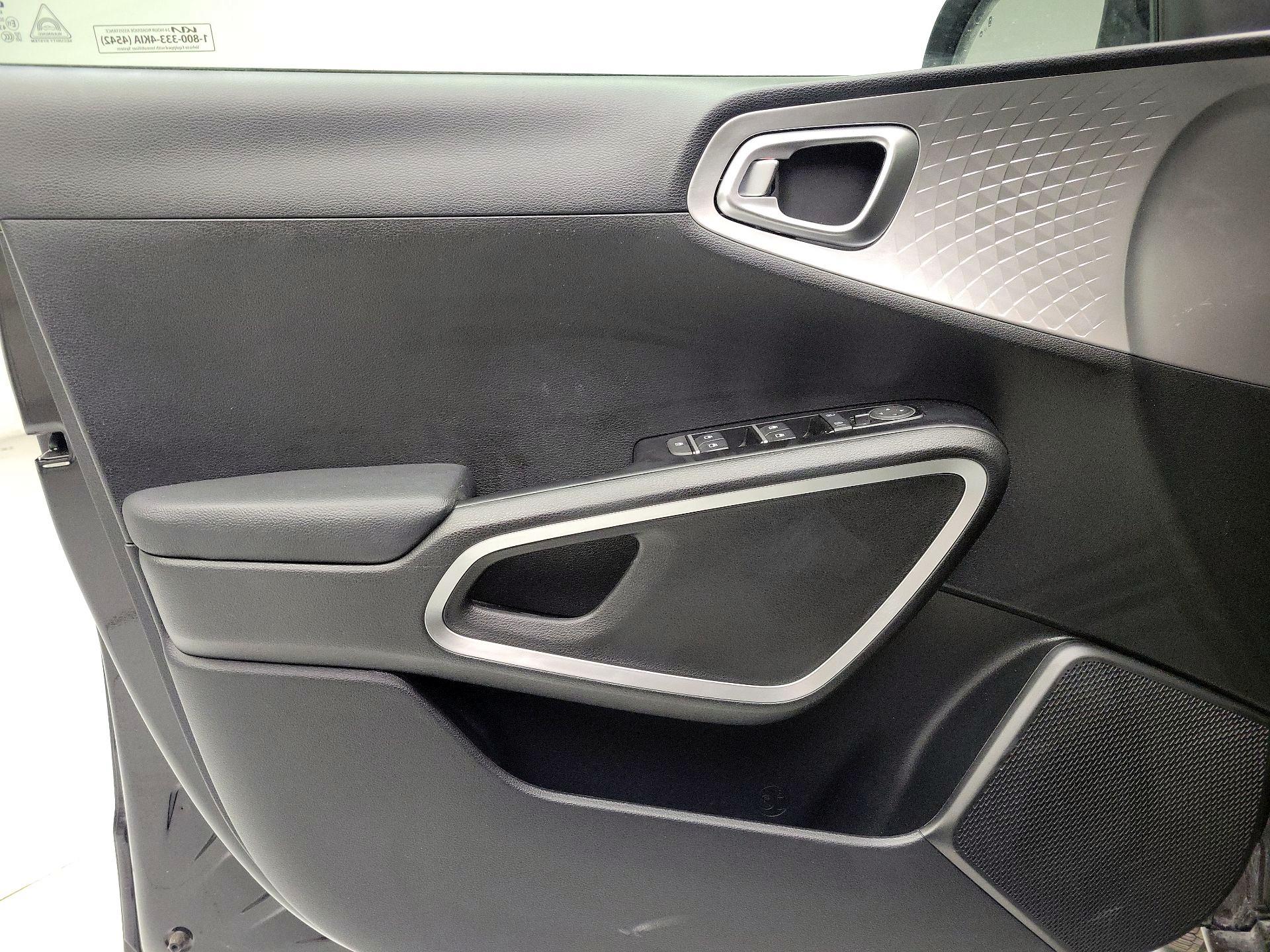 Thumbnail: 2023 Kia Soul - 12