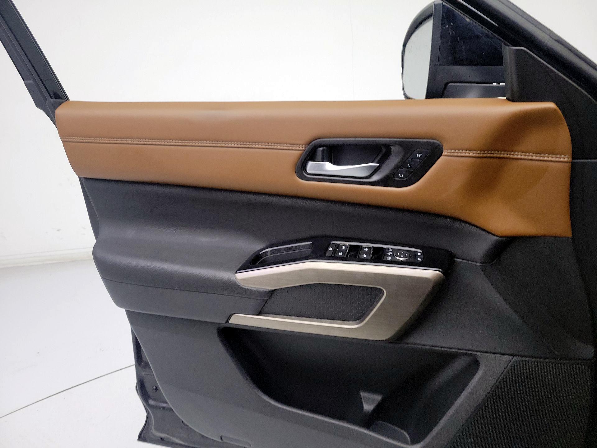 Thumbnail: 2023 Nissan Pathfinder - 12