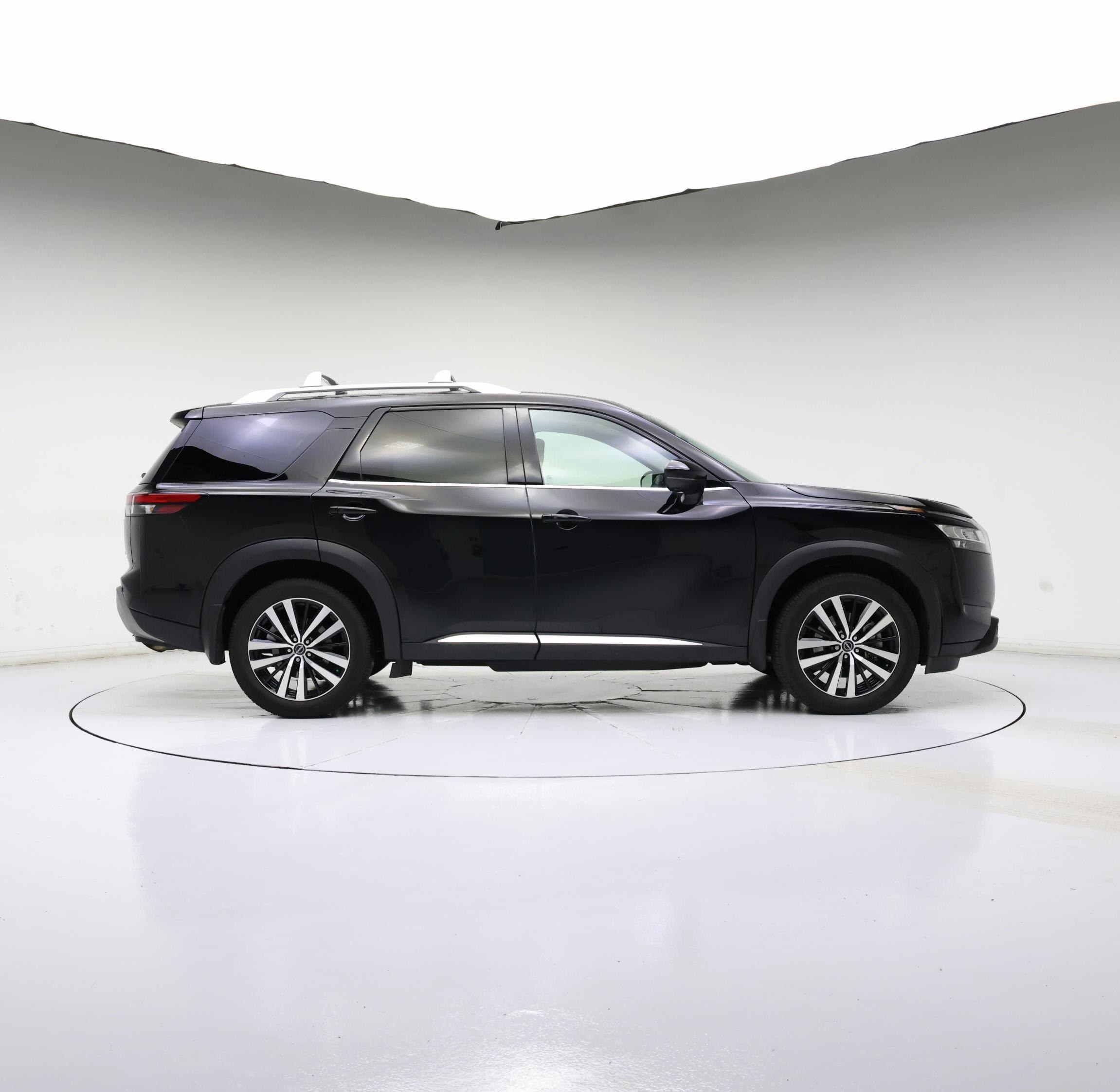 Thumbnail: 2023 Nissan Pathfinder - 7