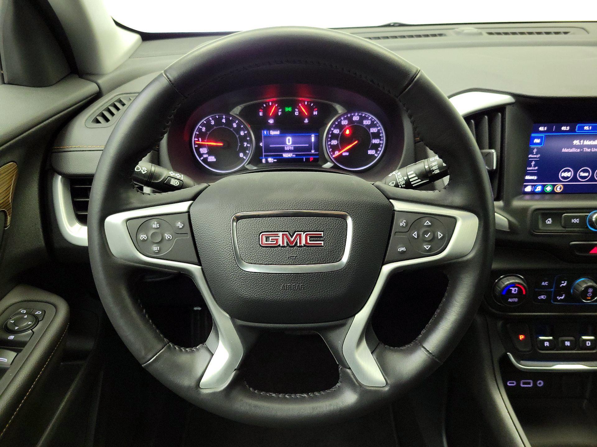 Thumbnail: 2020 GMC Terrain - 10