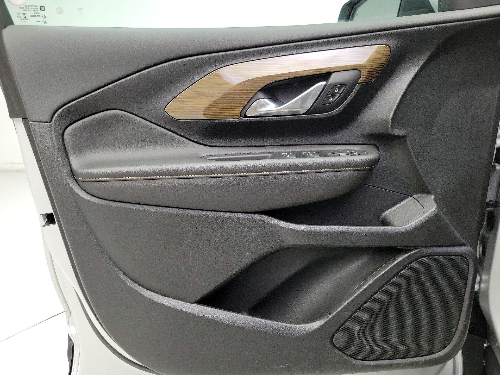 Thumbnail: 2020 GMC Terrain - 12