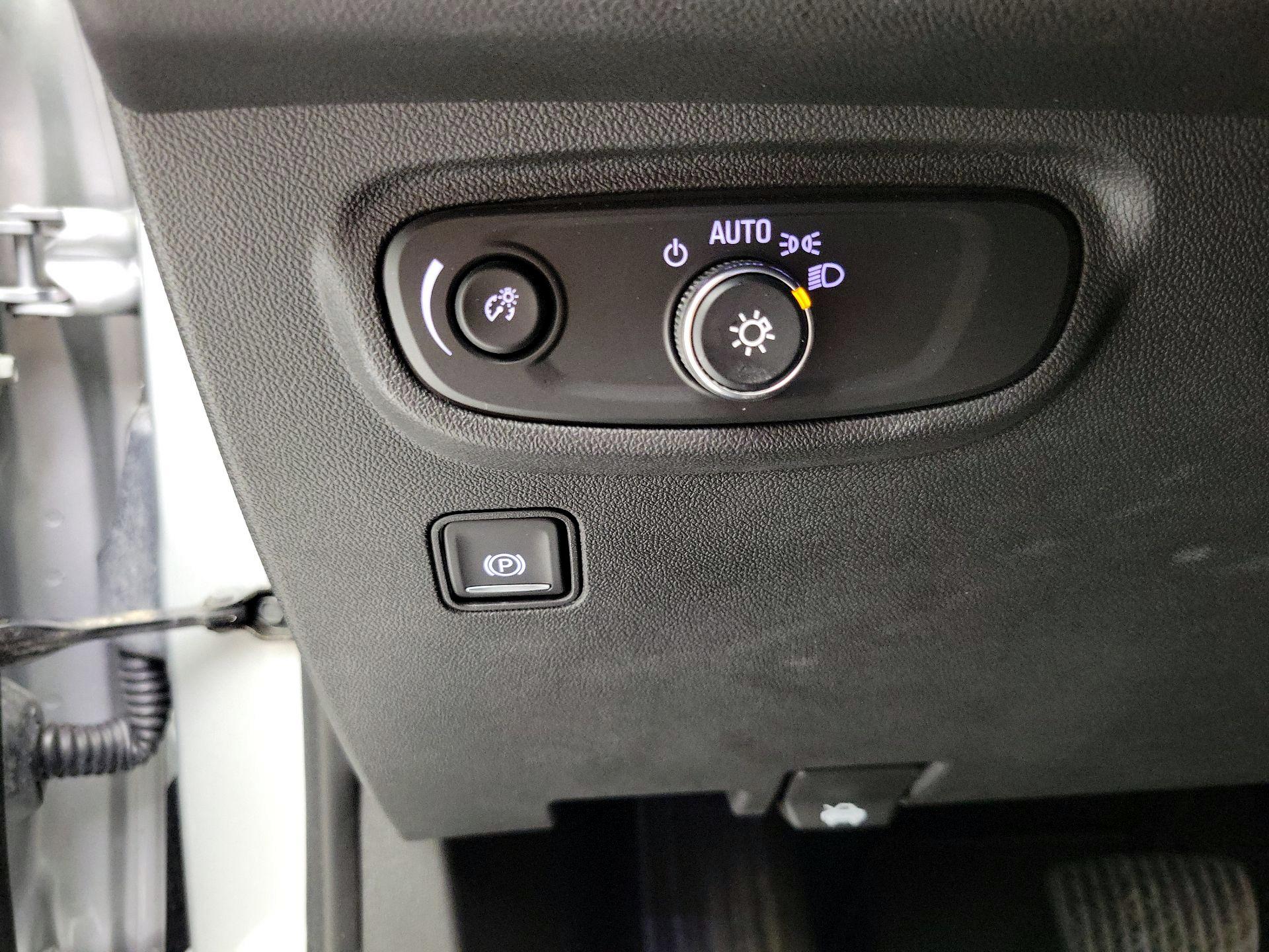 Thumbnail: 2020 GMC Terrain - 13