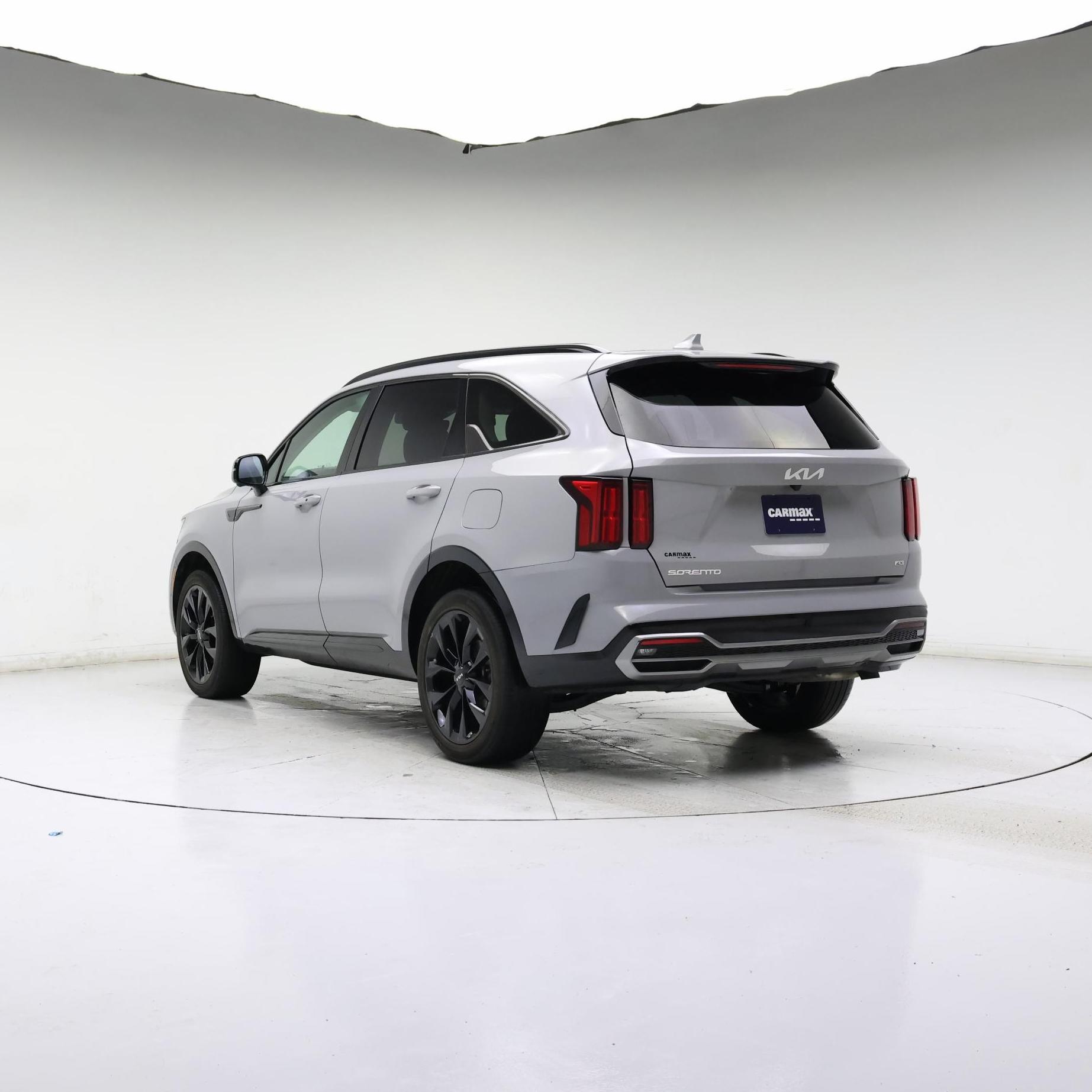 Thumbnail: 2023 Kia Sorento - 2