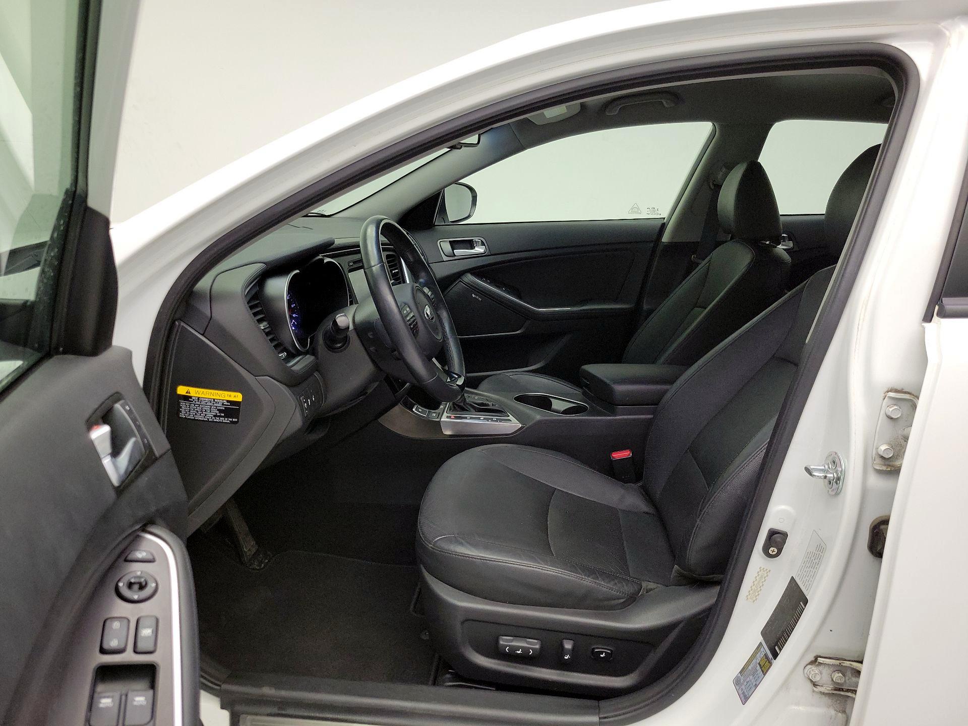 Thumbnail: 2015 Kia Optima - 11